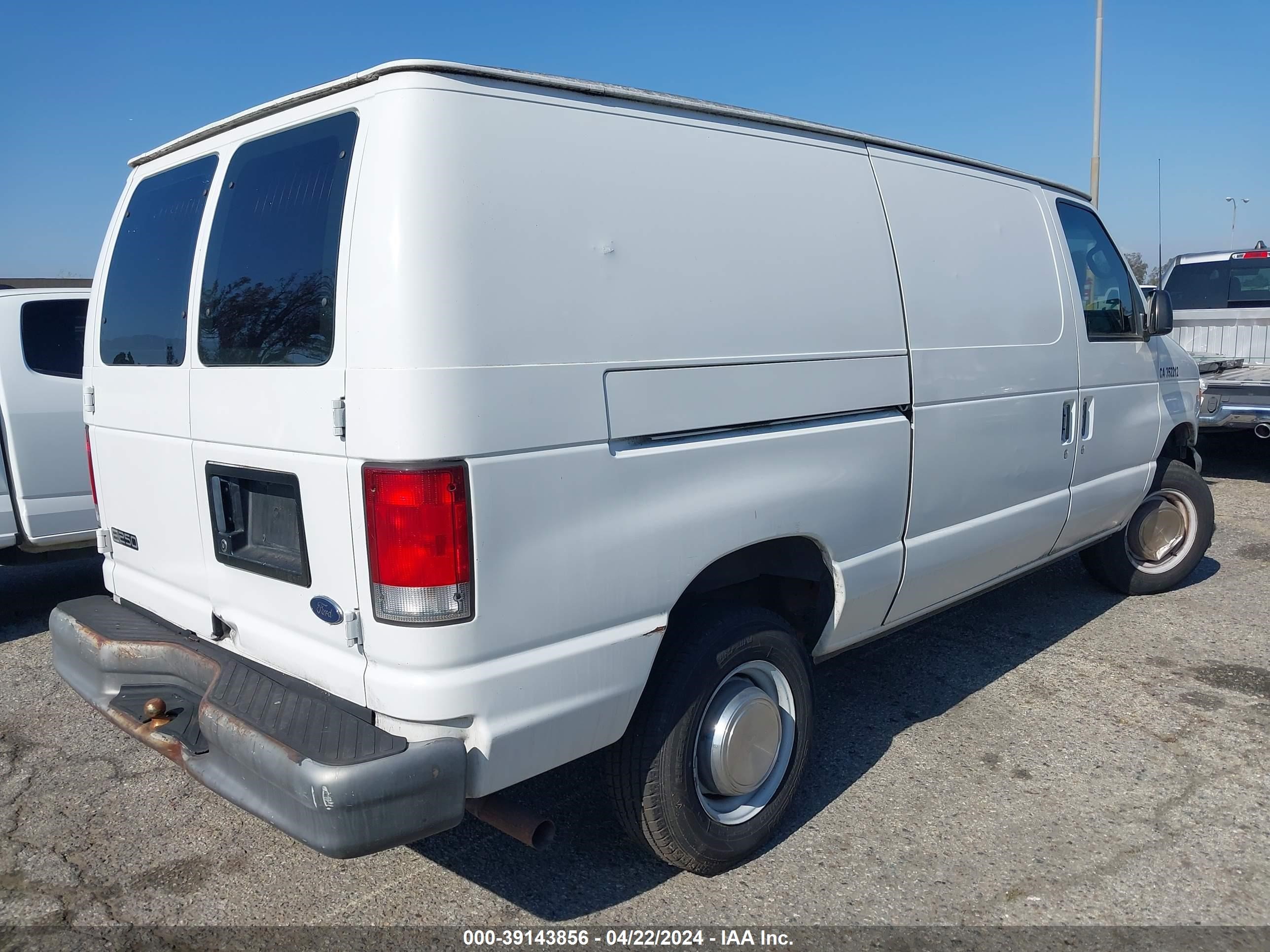 Photo 3 VIN: 1FTNE24LX1HA90266 - FORD ECONOLINE 