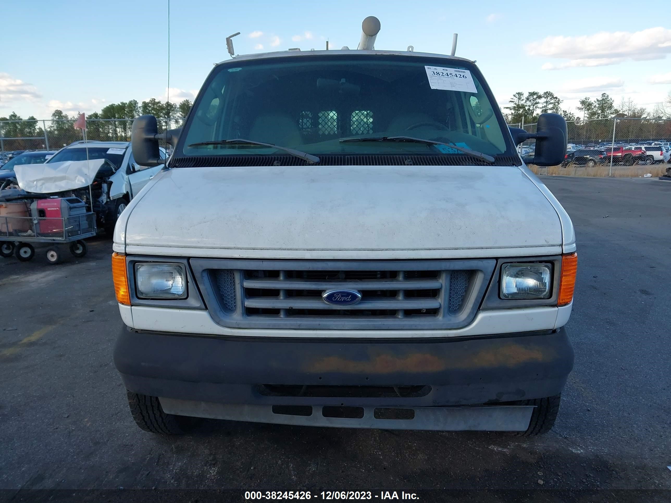 Photo 5 VIN: 1FTNE24W07DA04456 - FORD ECONOLINE 