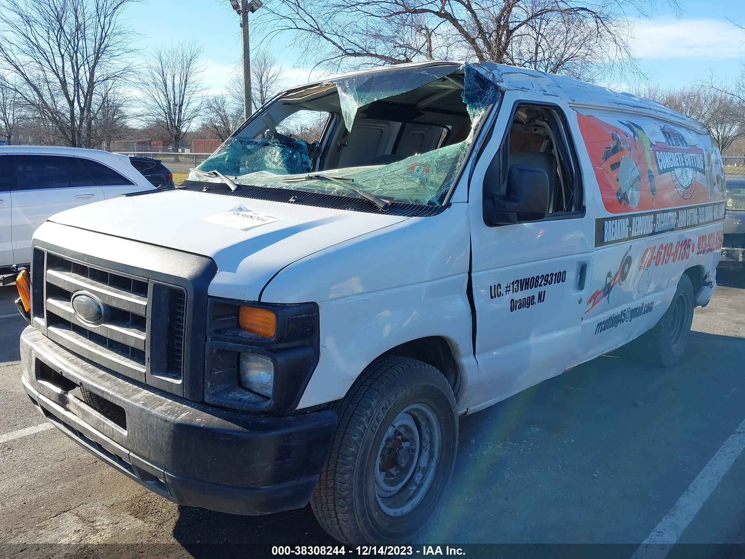 Photo 1 VIN: 1FTNE24W08DA12963 - FORD ECONOLINE 