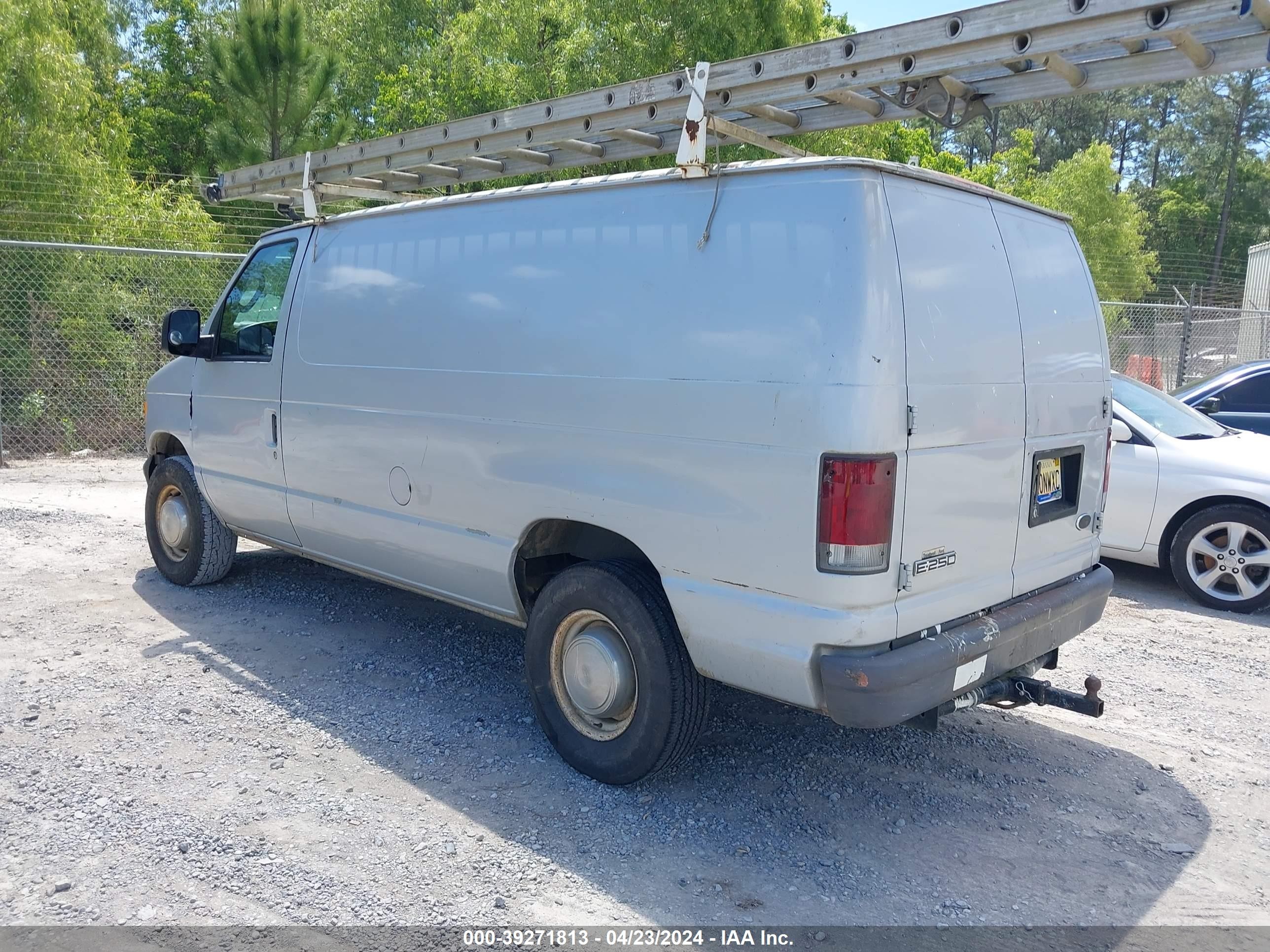 Photo 2 VIN: 1FTNE24W16HA63068 - FORD ECONOLINE 