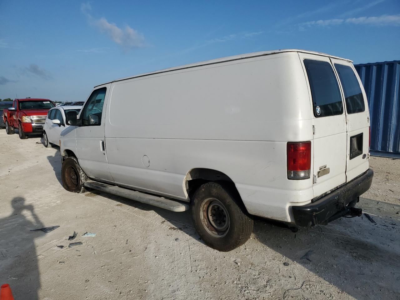 Photo 1 VIN: 1FTNE24W17DA35098 - FORD ECONOLINE 