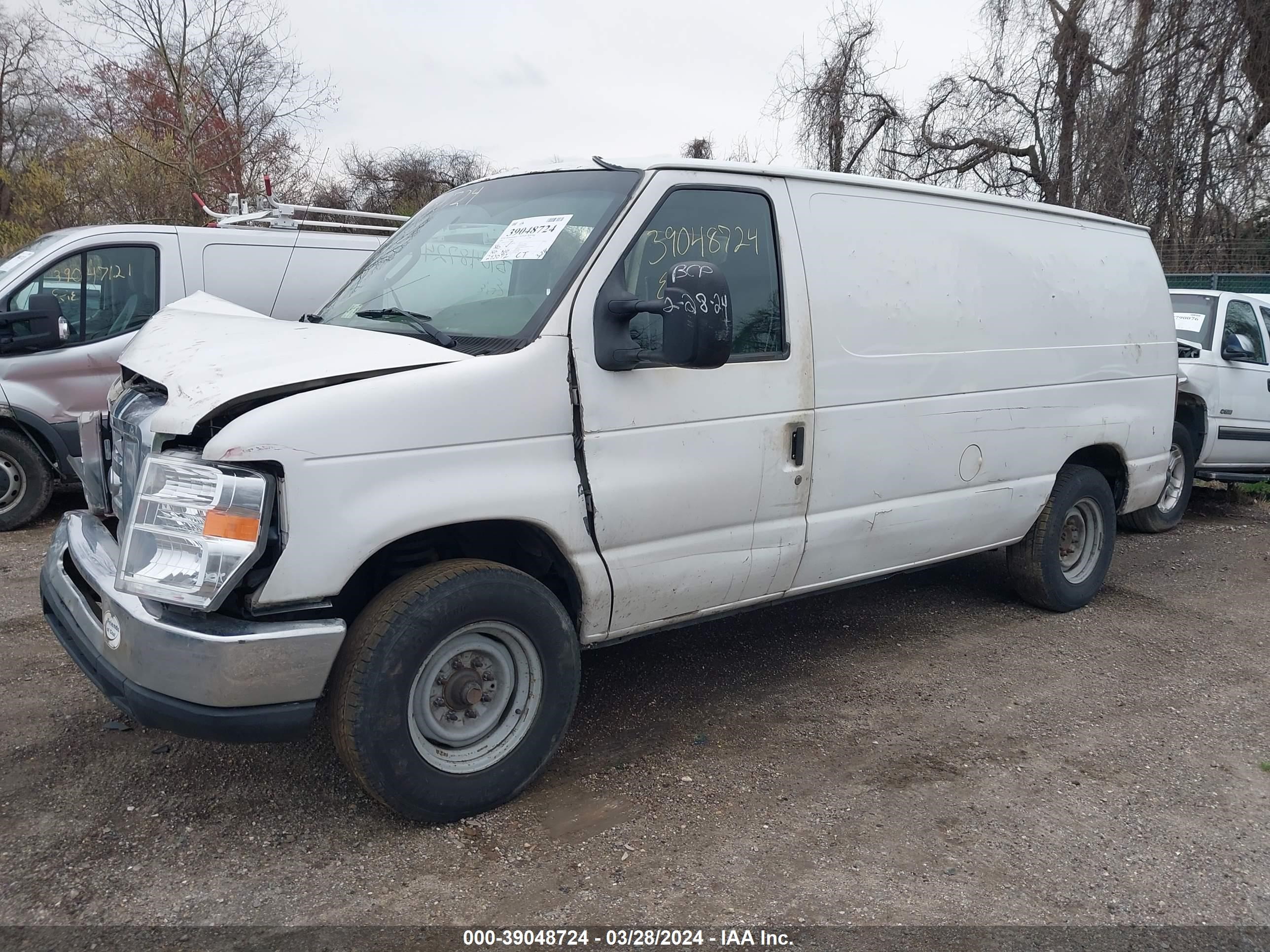 Photo 1 VIN: 1FTNE24W18DA99014 - FORD ECONOLINE 