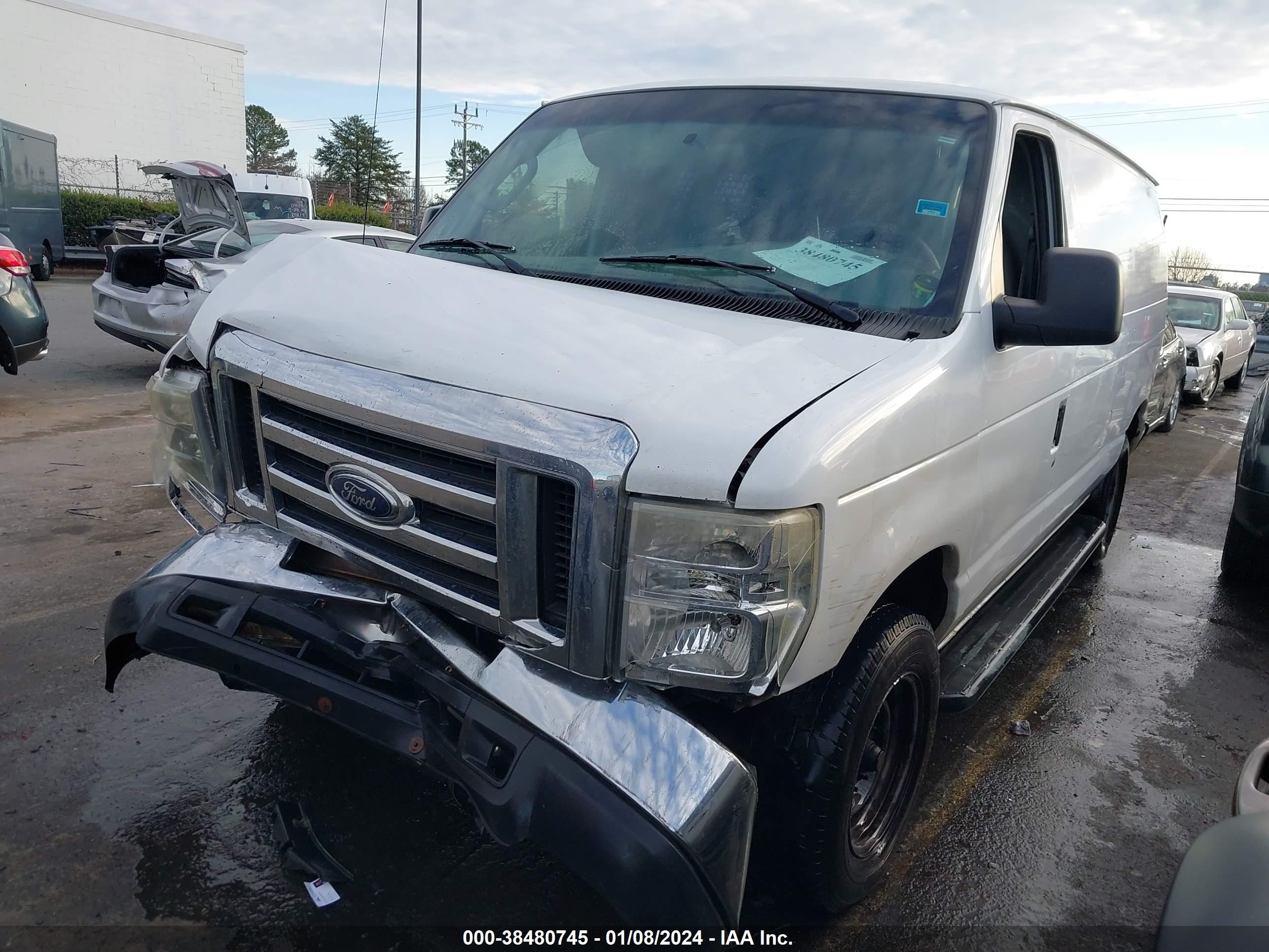 Photo 1 VIN: 1FTNE24W18DB02333 - FORD ECONOLINE 