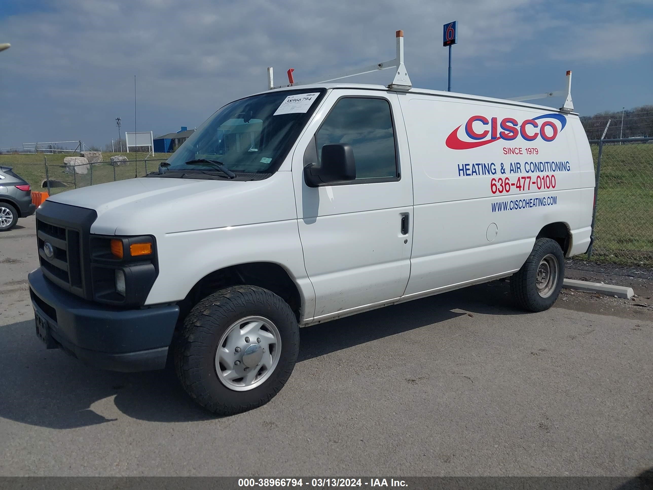 Photo 1 VIN: 1FTNE24W39DA11999 - FORD ECONOLINE 