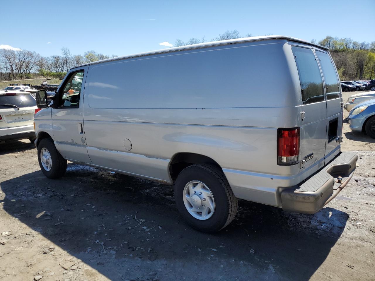 Photo 1 VIN: 1FTNE24W57DA56701 - FORD ECONOLINE 