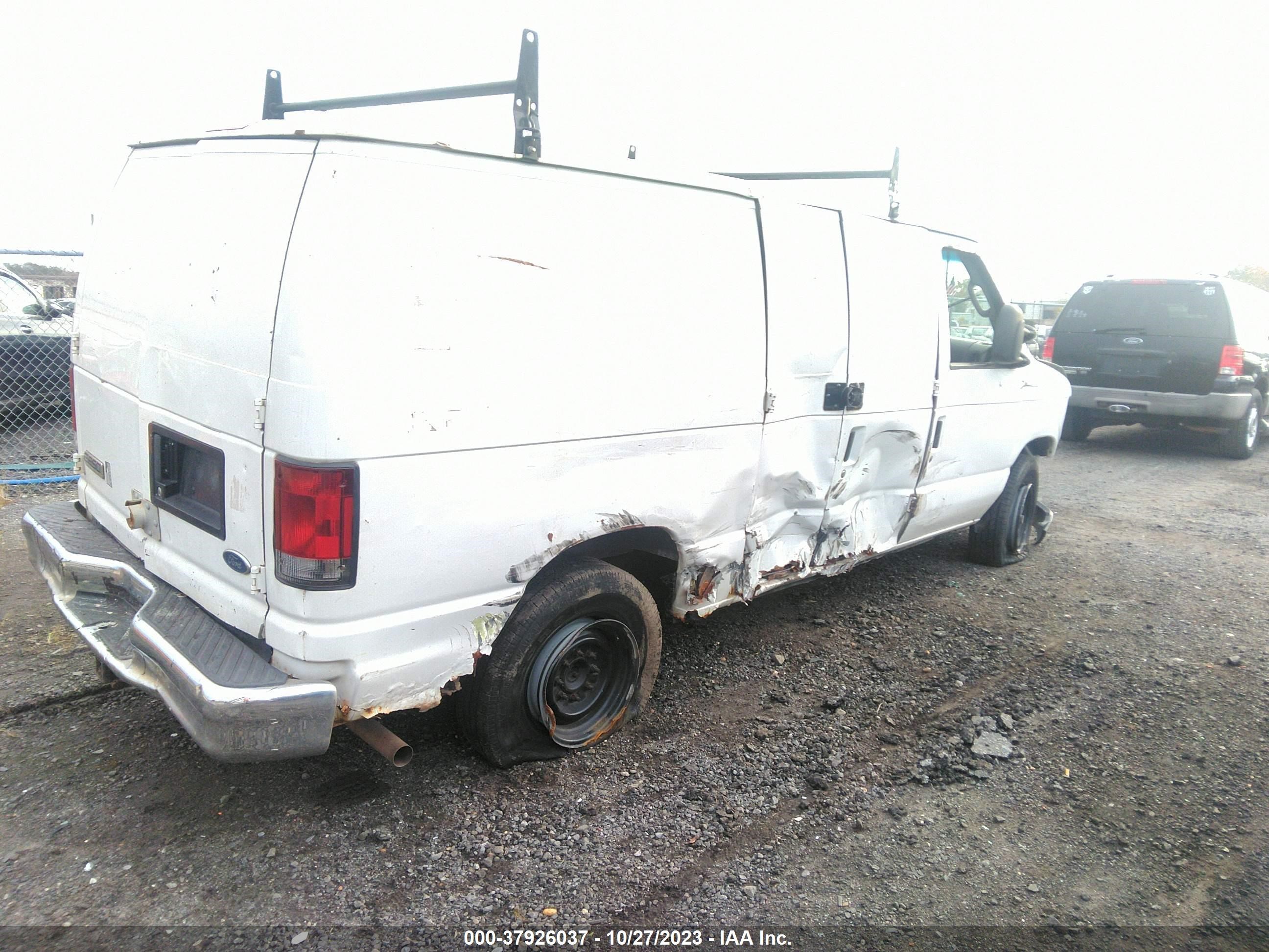 Photo 3 VIN: 1FTNE24W58DA74097 - FORD ECONOLINE 