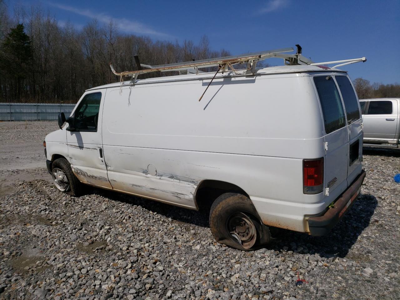 Photo 1 VIN: 1FTNE24W58DA84158 - FORD ECONOLINE 