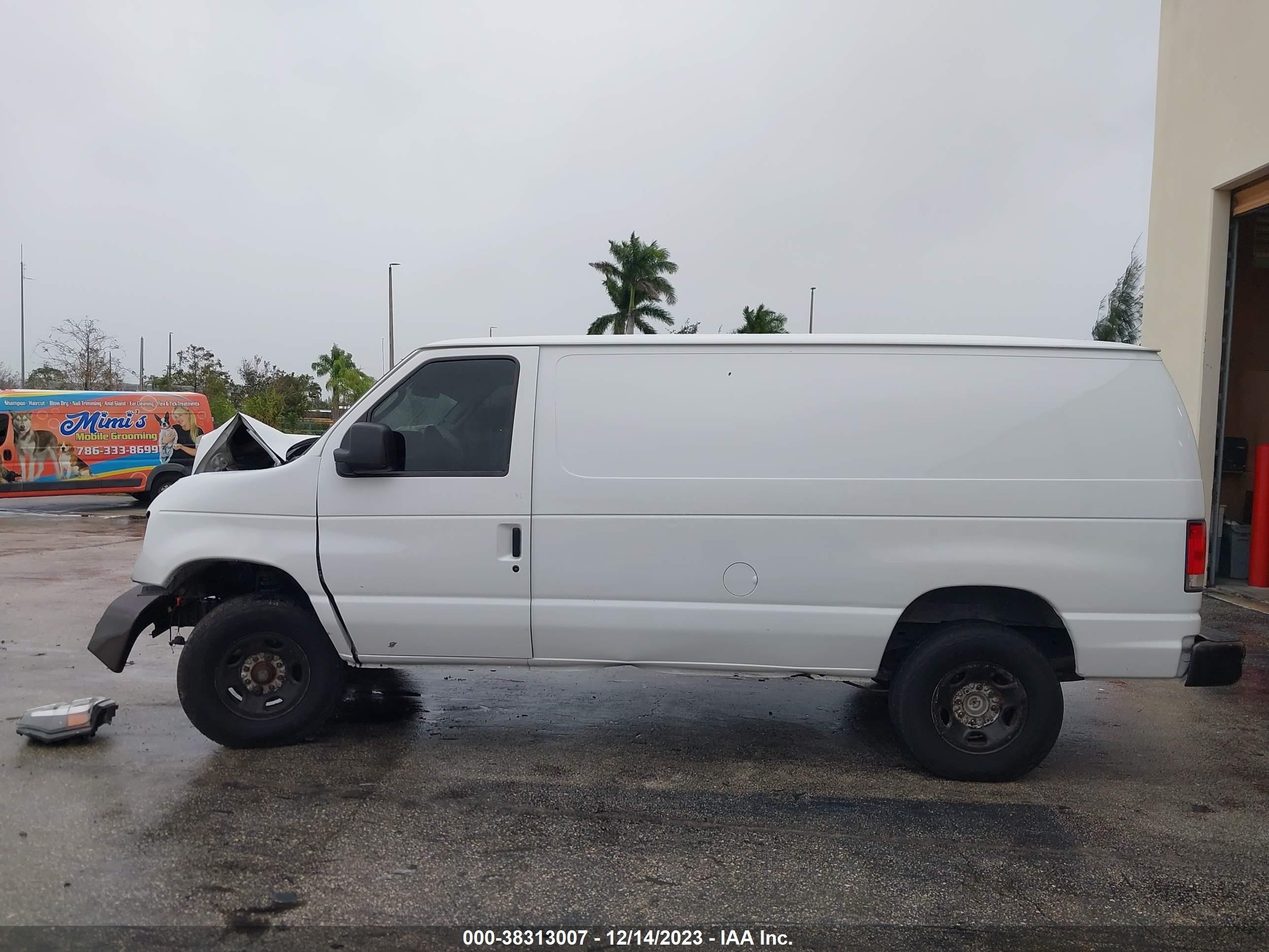 Photo 13 VIN: 1FTNE24W59DA02107 - FORD ECONOLINE 