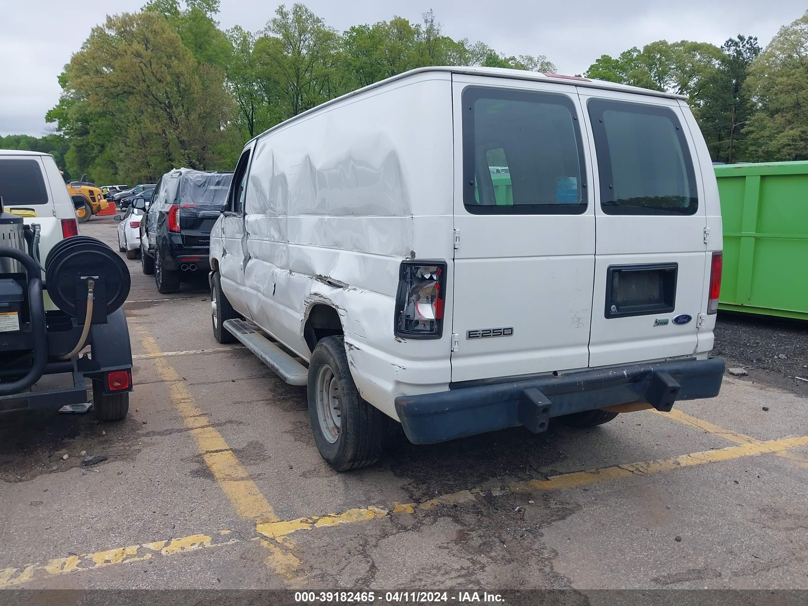 Photo 2 VIN: 1FTNE24W59DA48455 - FORD ECONOLINE 