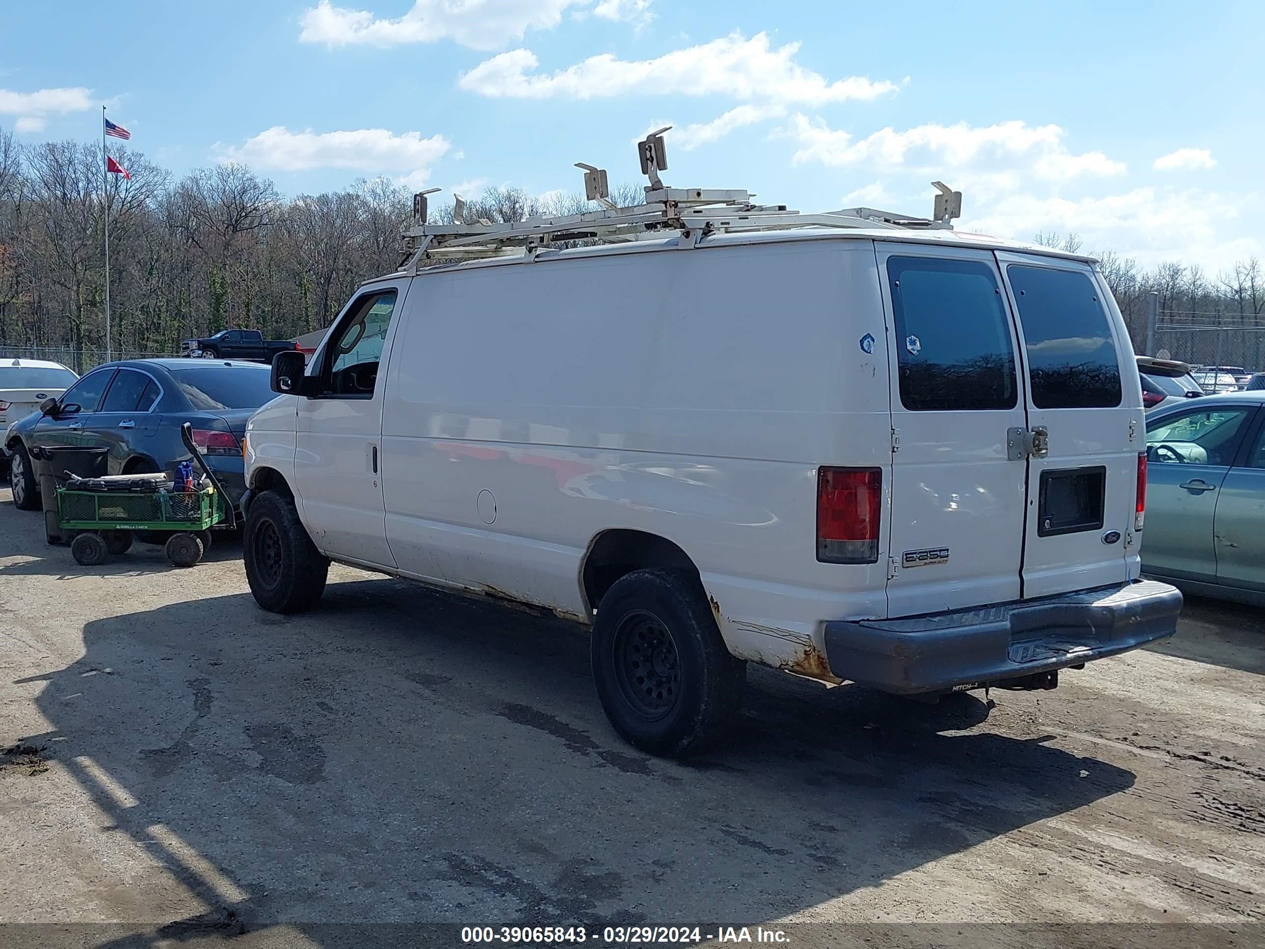 Photo 2 VIN: 1FTNE24W67DA28969 - FORD ECONOLINE 