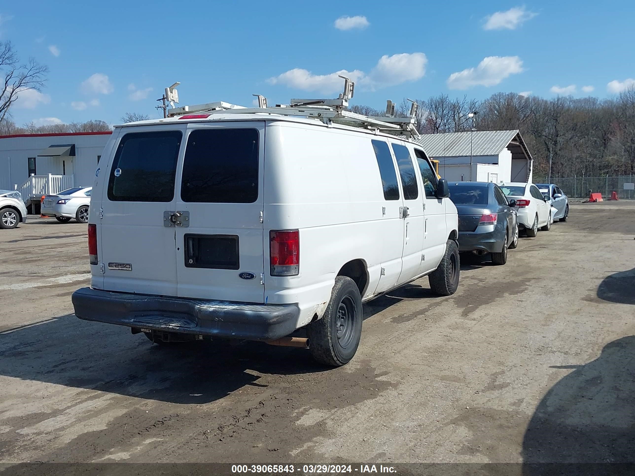 Photo 3 VIN: 1FTNE24W67DA28969 - FORD ECONOLINE 