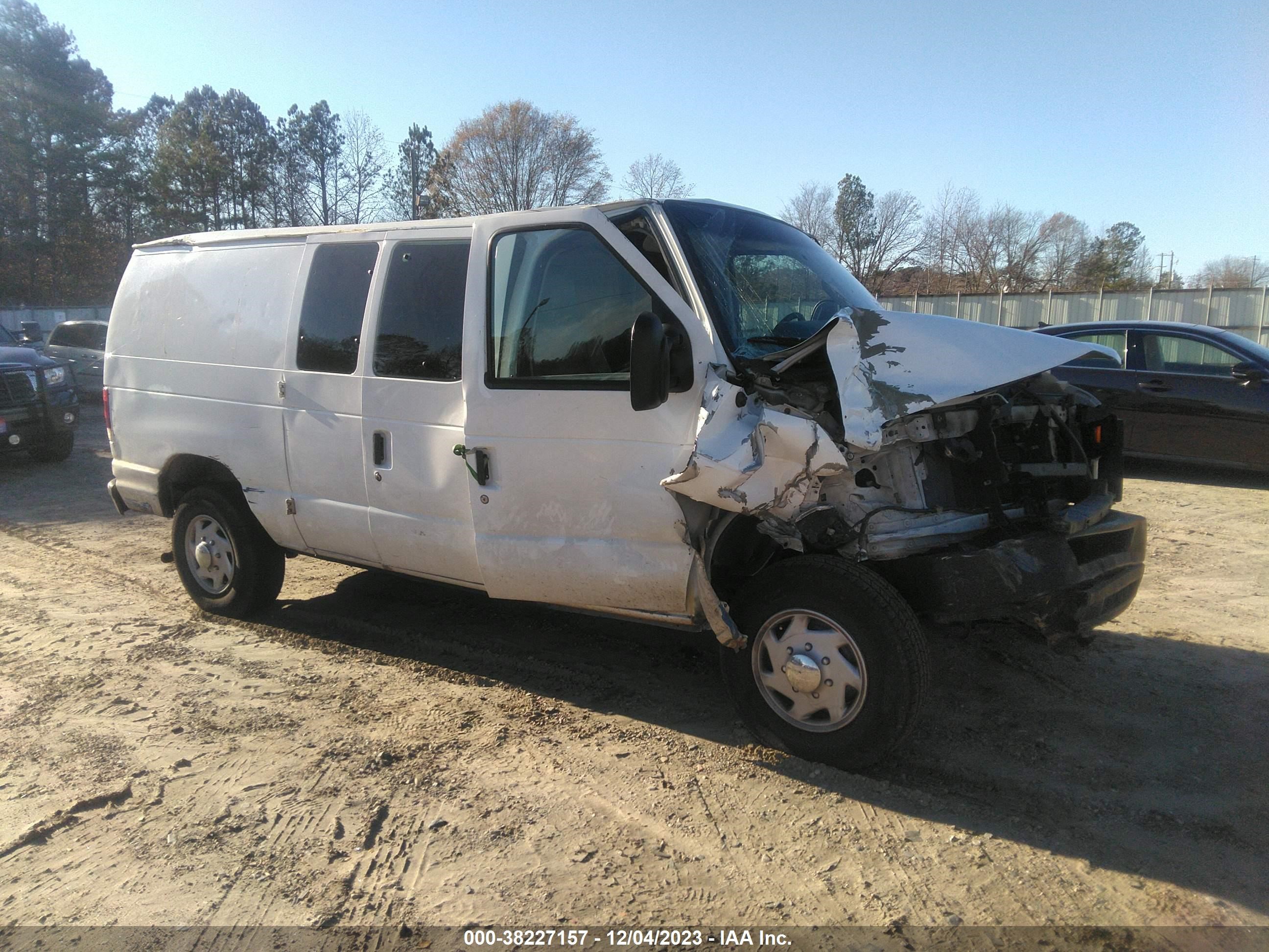 Photo 0 VIN: 1FTNE24W69DA23354 - FORD ECONOLINE 