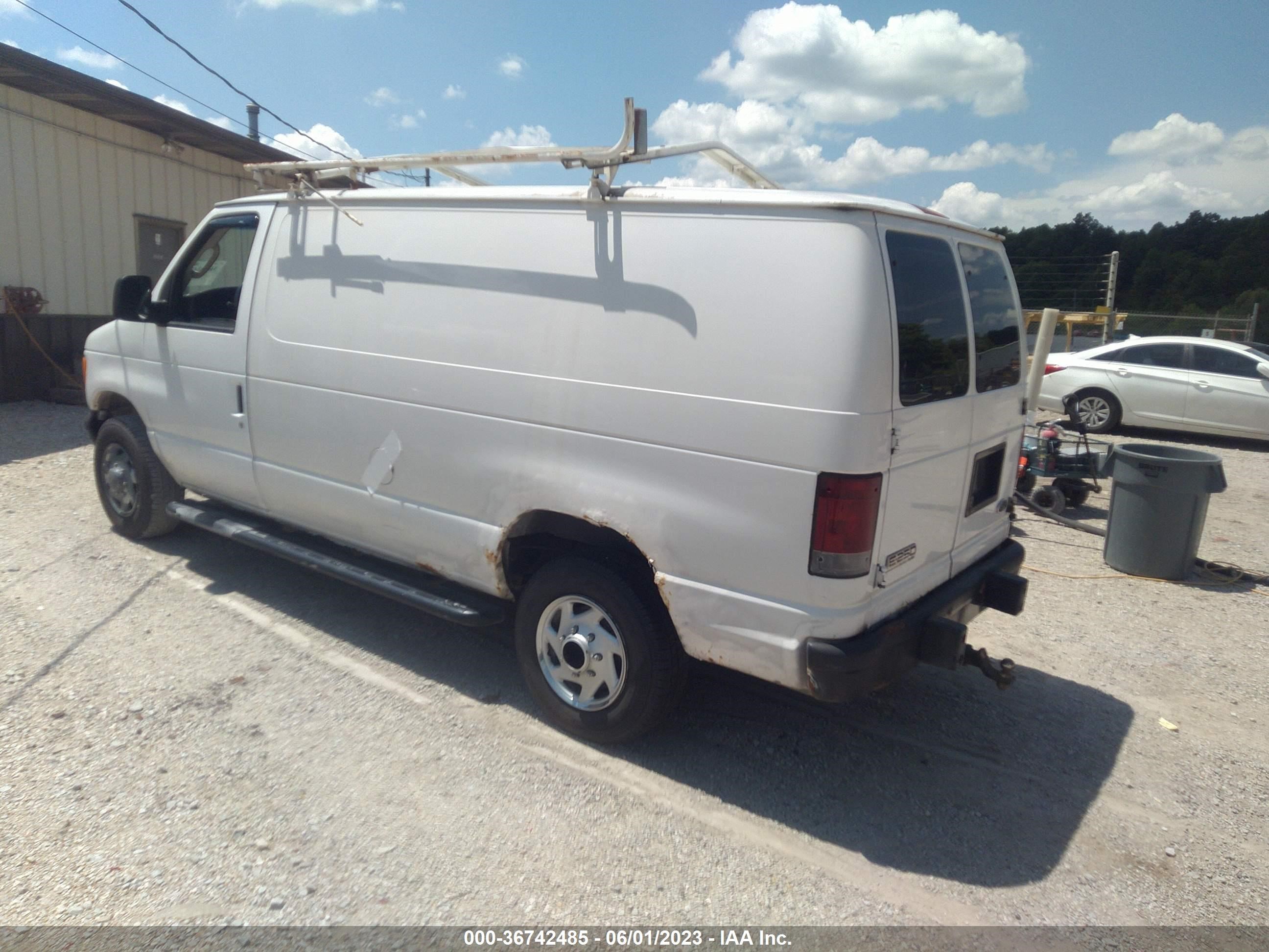 Photo 2 VIN: 1FTNE24W77DA49166 - FORD ECONOLINE 