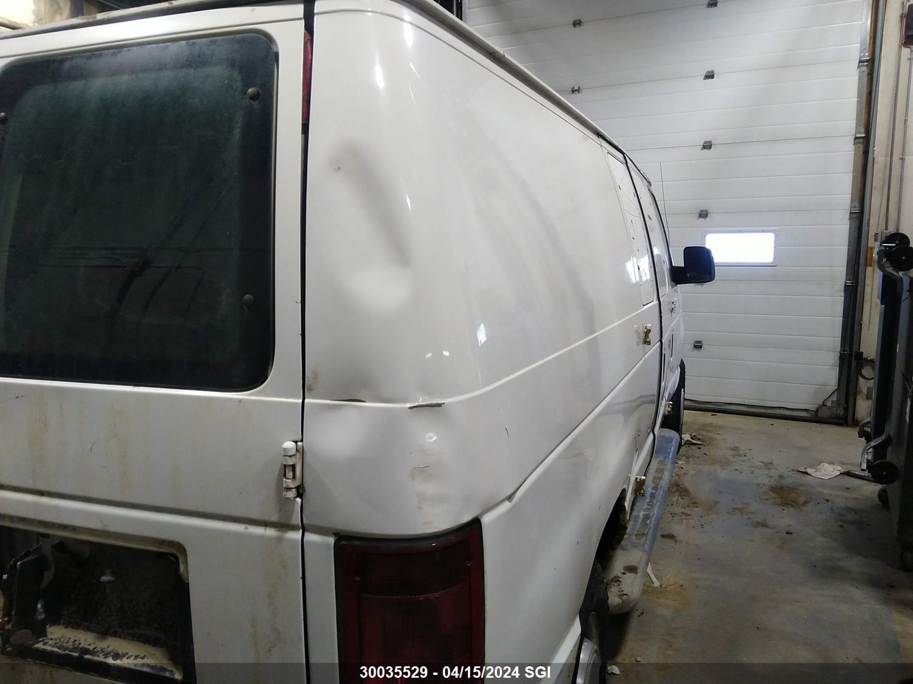 Photo 11 VIN: 1FTNE24W87DA29539 - FORD ECONOLINE 