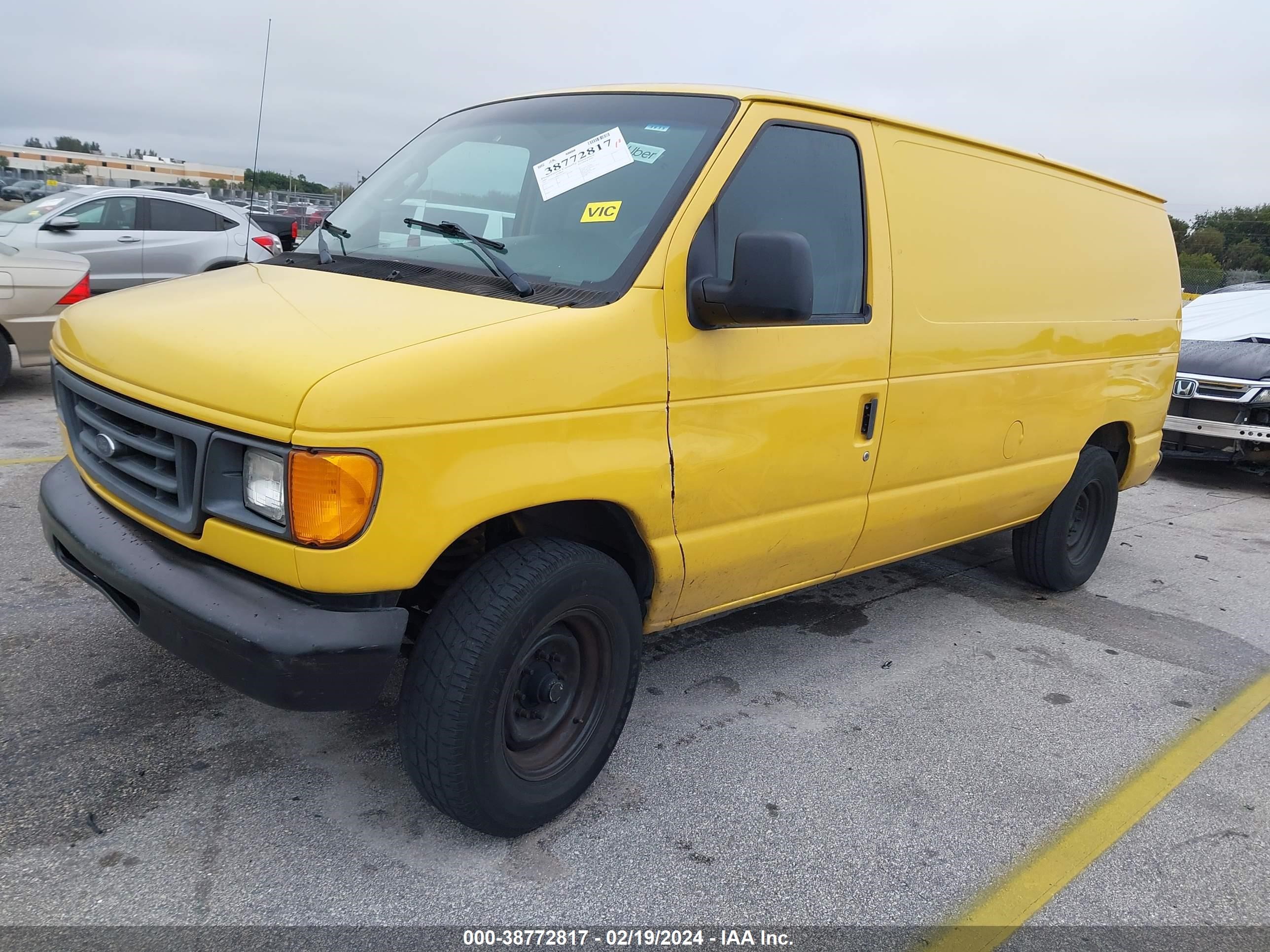 Photo 1 VIN: 1FTNE24W87DA43635 - FORD ECONOLINE 