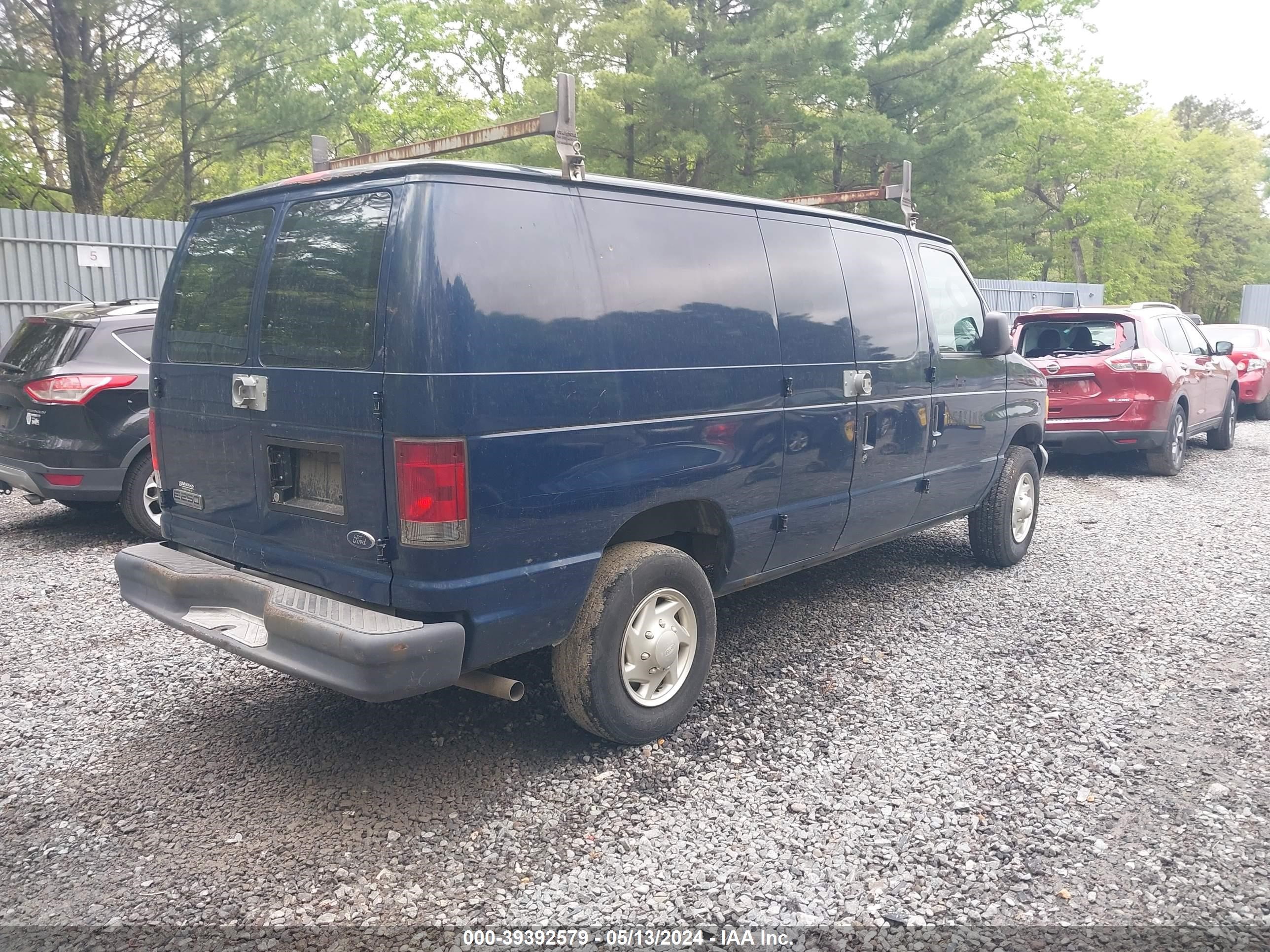 Photo 3 VIN: 1FTNE24WX7DA88592 - FORD ECONOLINE 