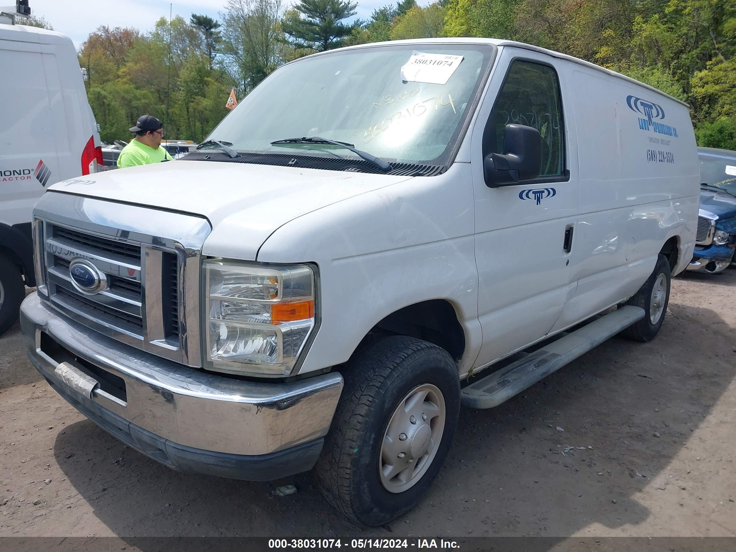 Photo 1 VIN: 1FTNE24WX9DA32204 - FORD ECONOLINE 