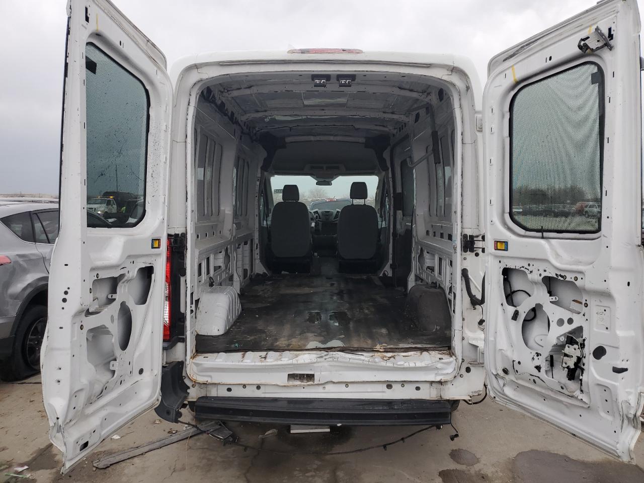 Photo 9 VIN: 1FTNE2CMXFKA05429 - FORD TRANSIT 