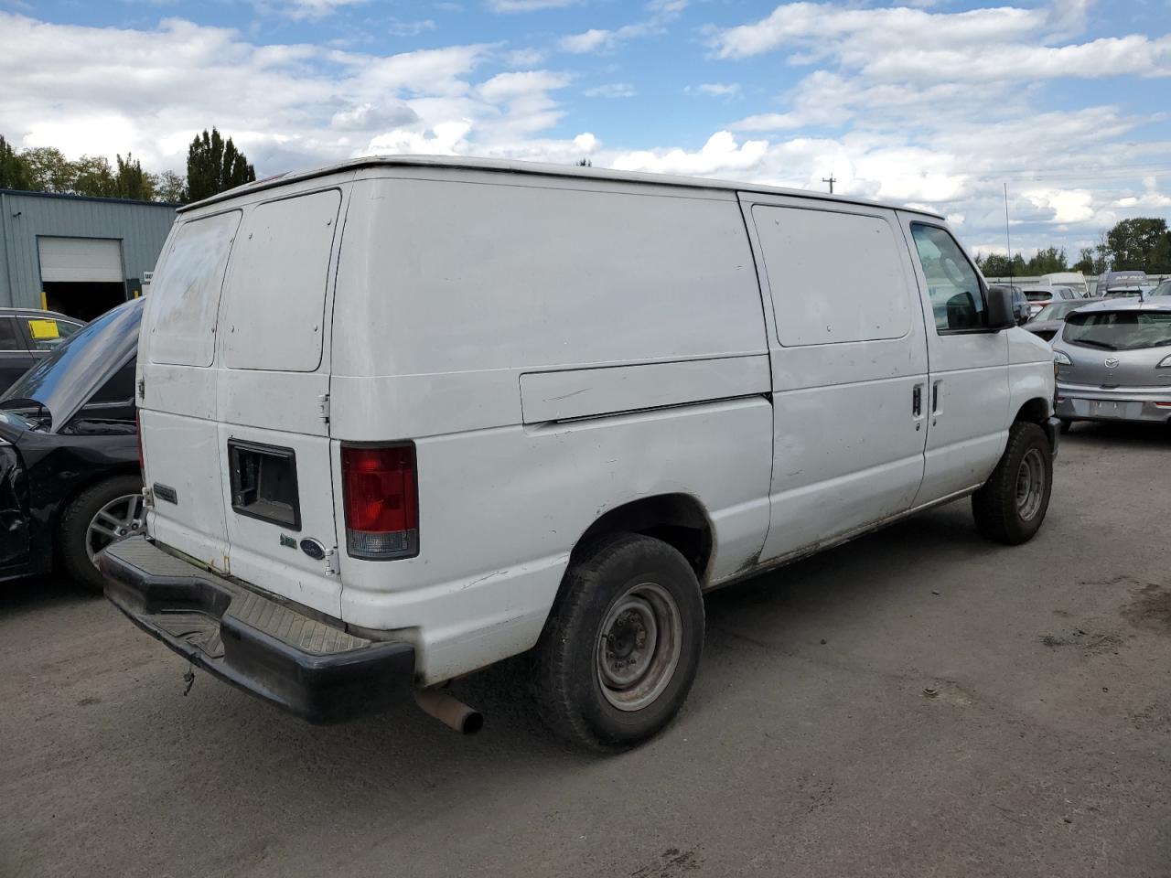 Photo 2 VIN: 1FTNE2EL3ADA97923 - FORD ECONOLINE 