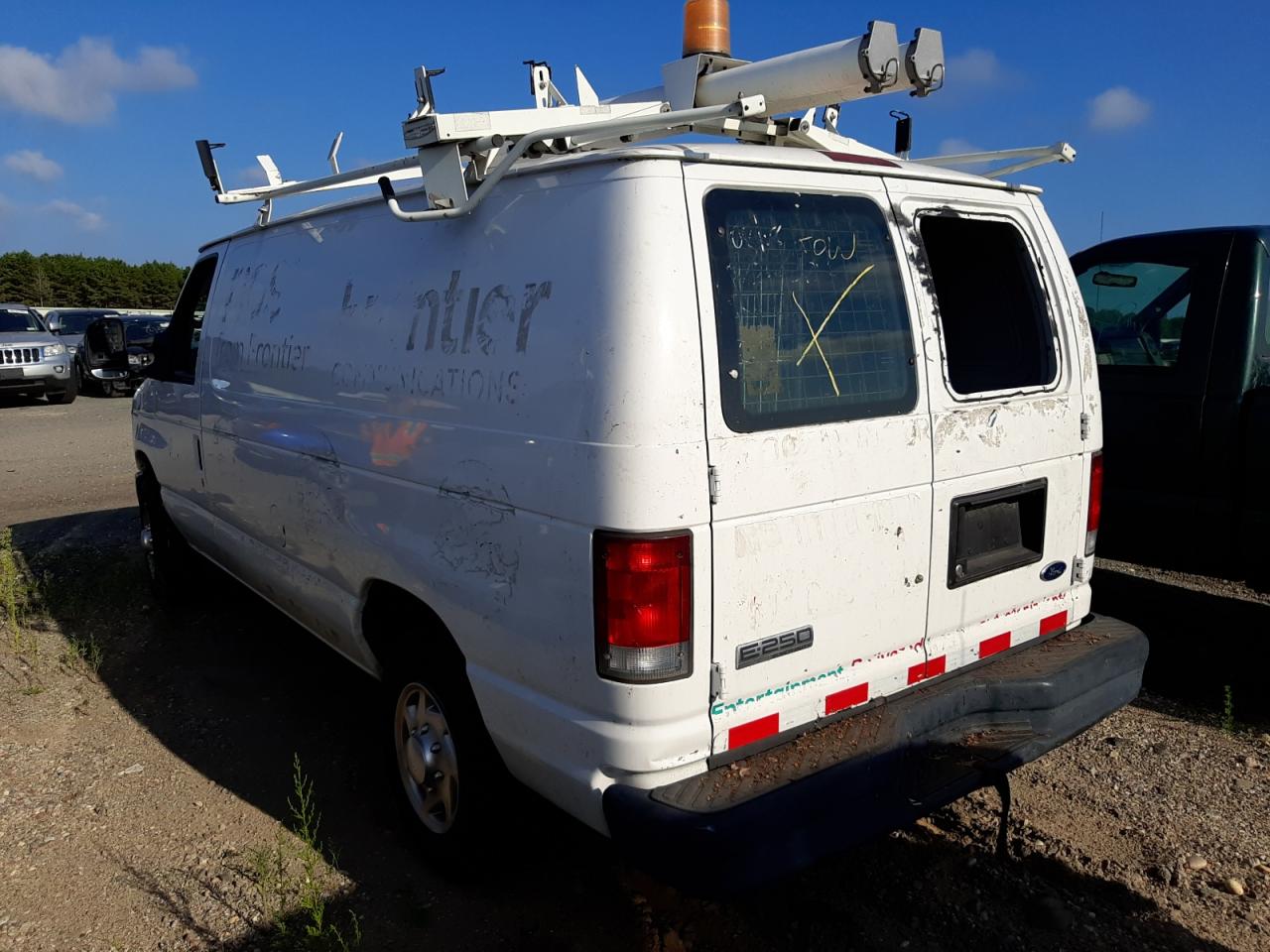 Photo 2 VIN: 1FTNE2EL7ADA84740 - FORD ECONOLINE 