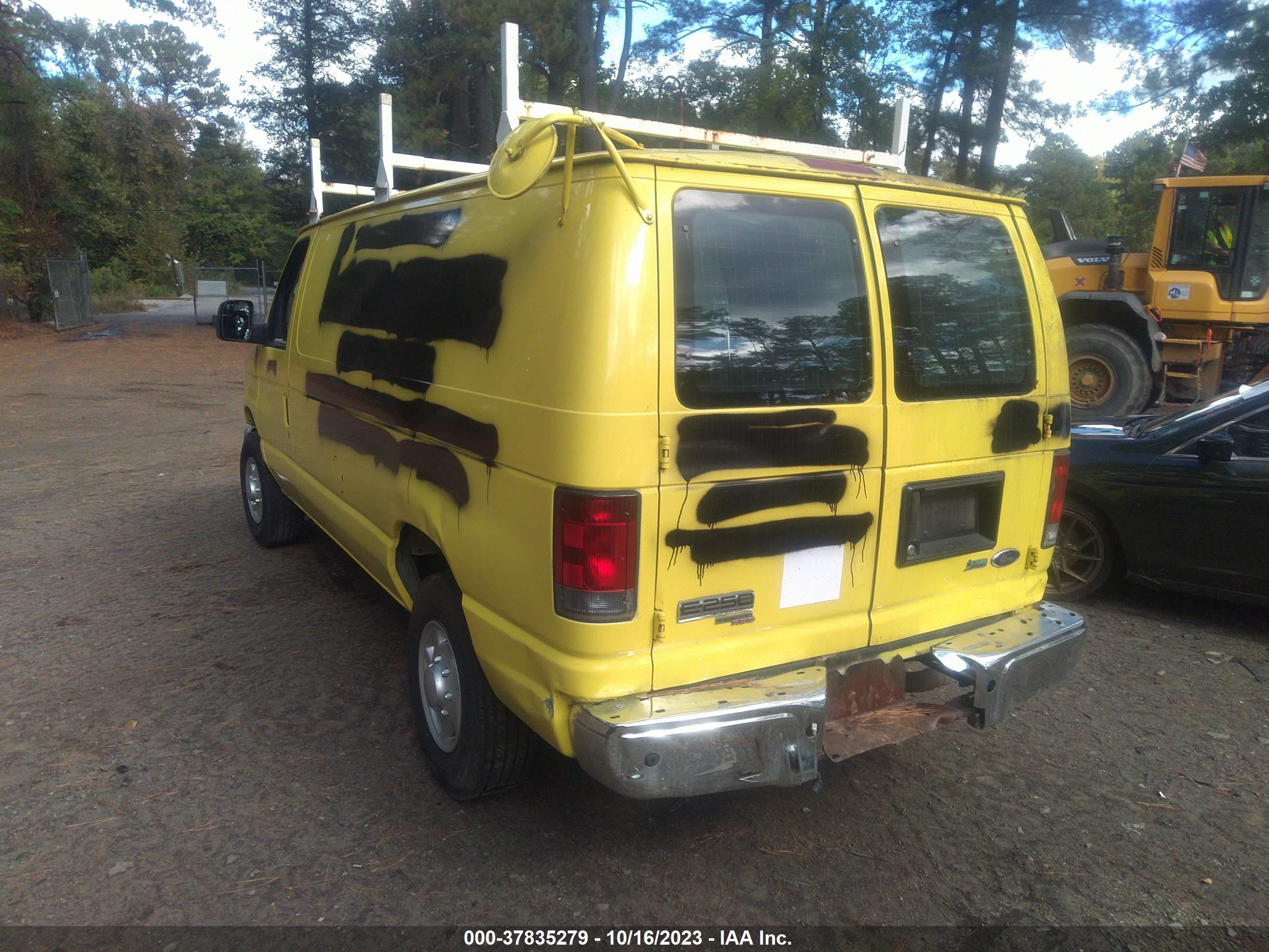 Photo 2 VIN: 1FTNE2EL7BDB14076 - FORD ECONOLINE 