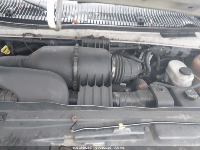 Photo 9 VIN: 1FTNE2ELXADA22250 - FORD E-250 