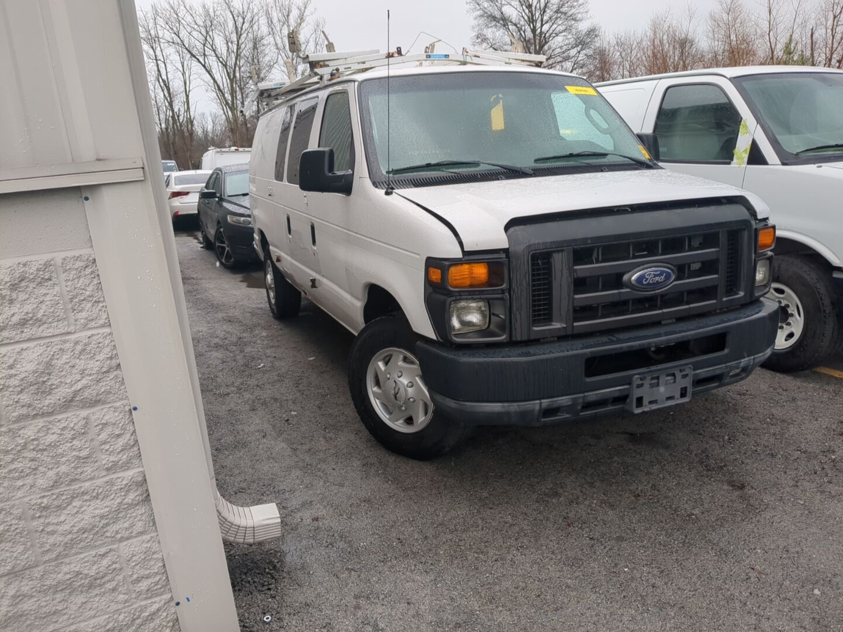 Photo 12 VIN: 1FTNE2ELXBDA18524 - FORD ECONOLINE 