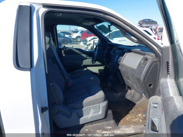 Photo 4 VIN: 1FTNF1CF4DKF28239 - FORD F-150 