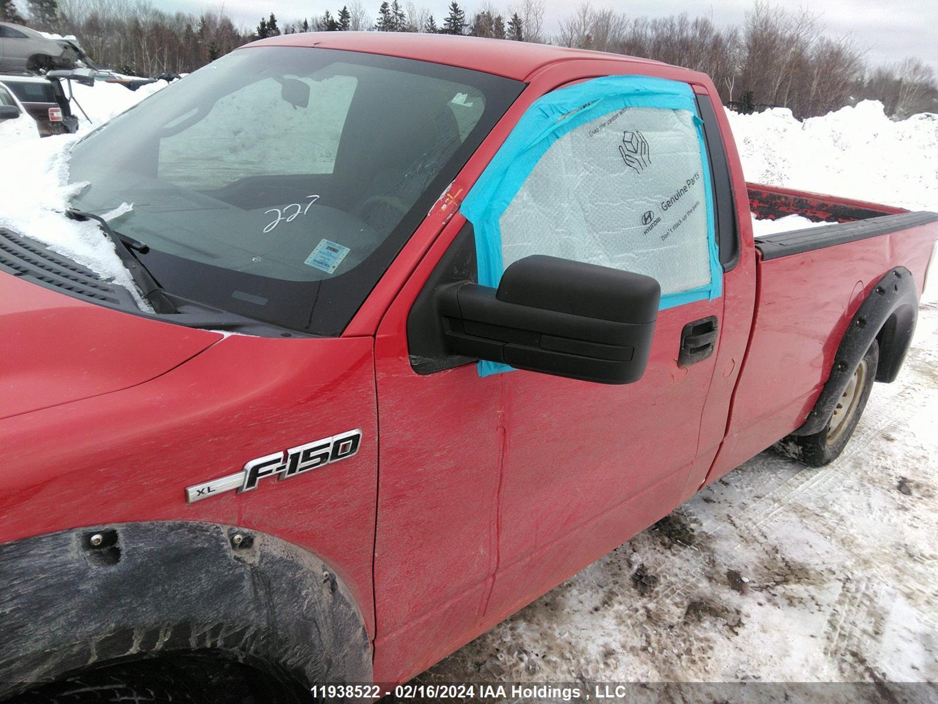 Photo 6 VIN: 1FTNF1CF7BKD29408 - FORD F-150 