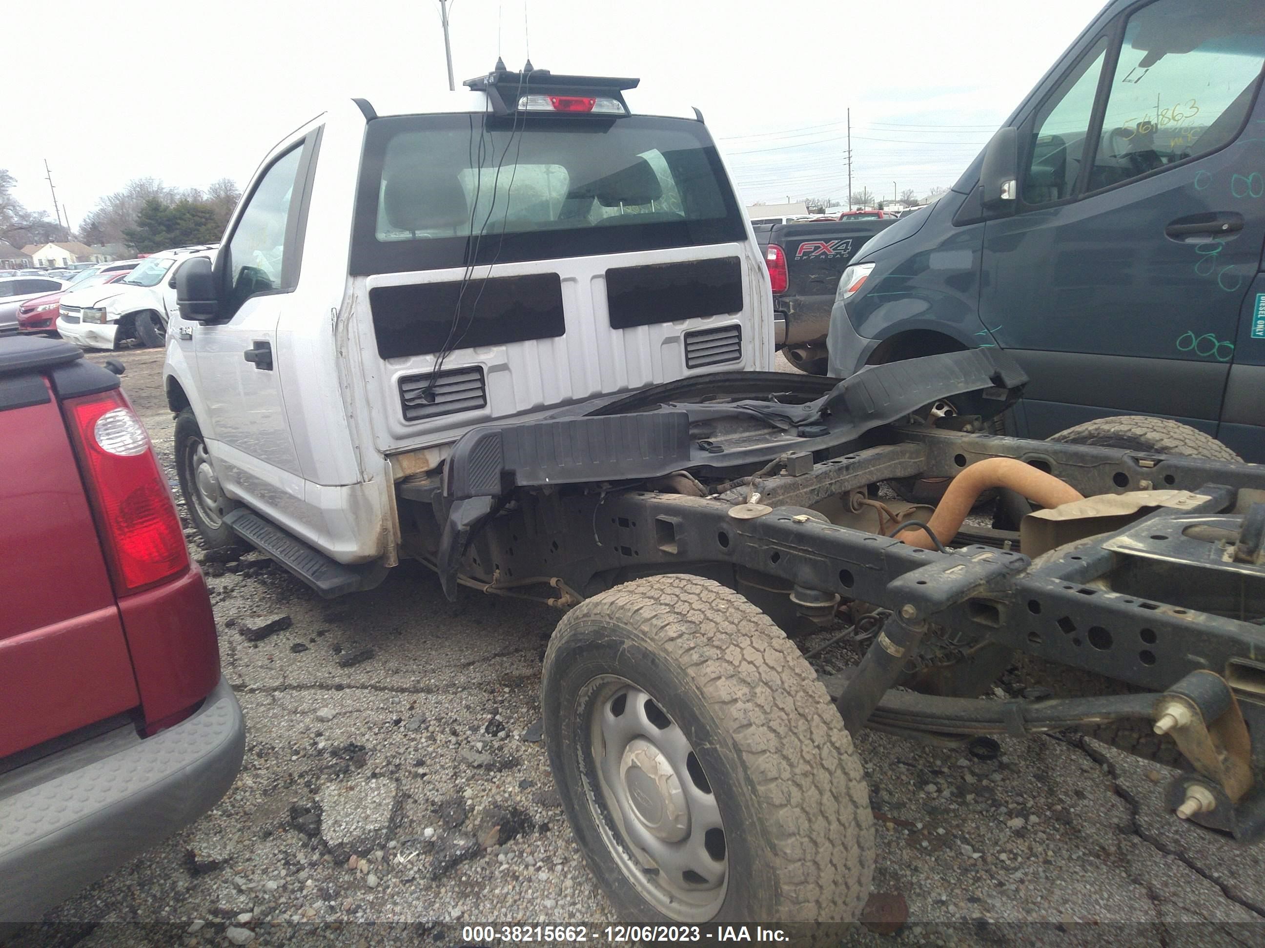 Photo 14 VIN: 1FTNF1CF7HKE26021 - FORD F-150 