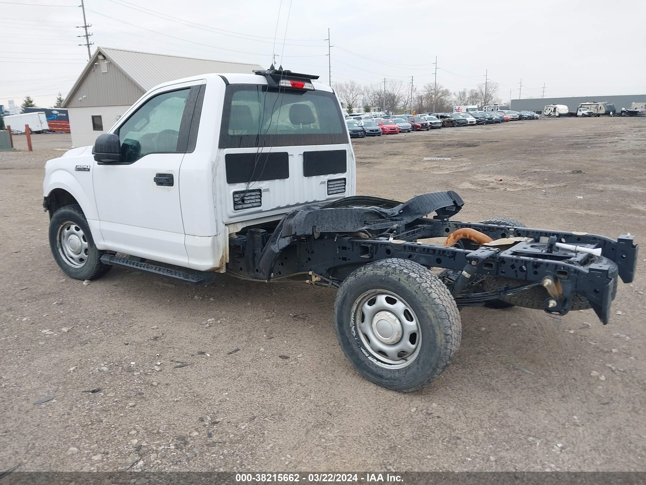 Photo 2 VIN: 1FTNF1CF7HKE26021 - FORD F-150 