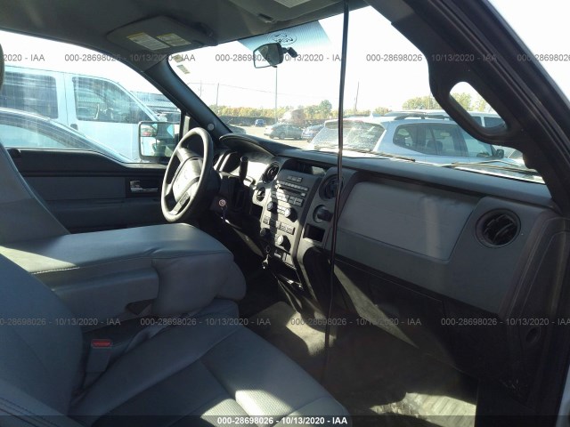 Photo 4 VIN: 1FTNF1CF8EKF17861 - FORD F-150 