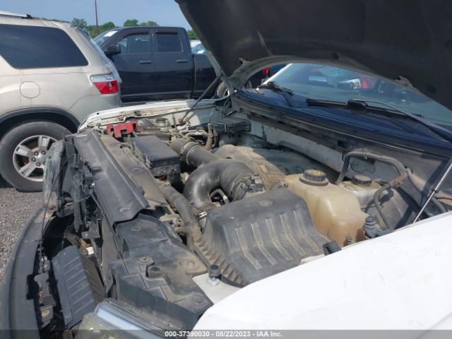 Photo 9 VIN: 1FTNF1CT5CKE39008 - FORD F-150 