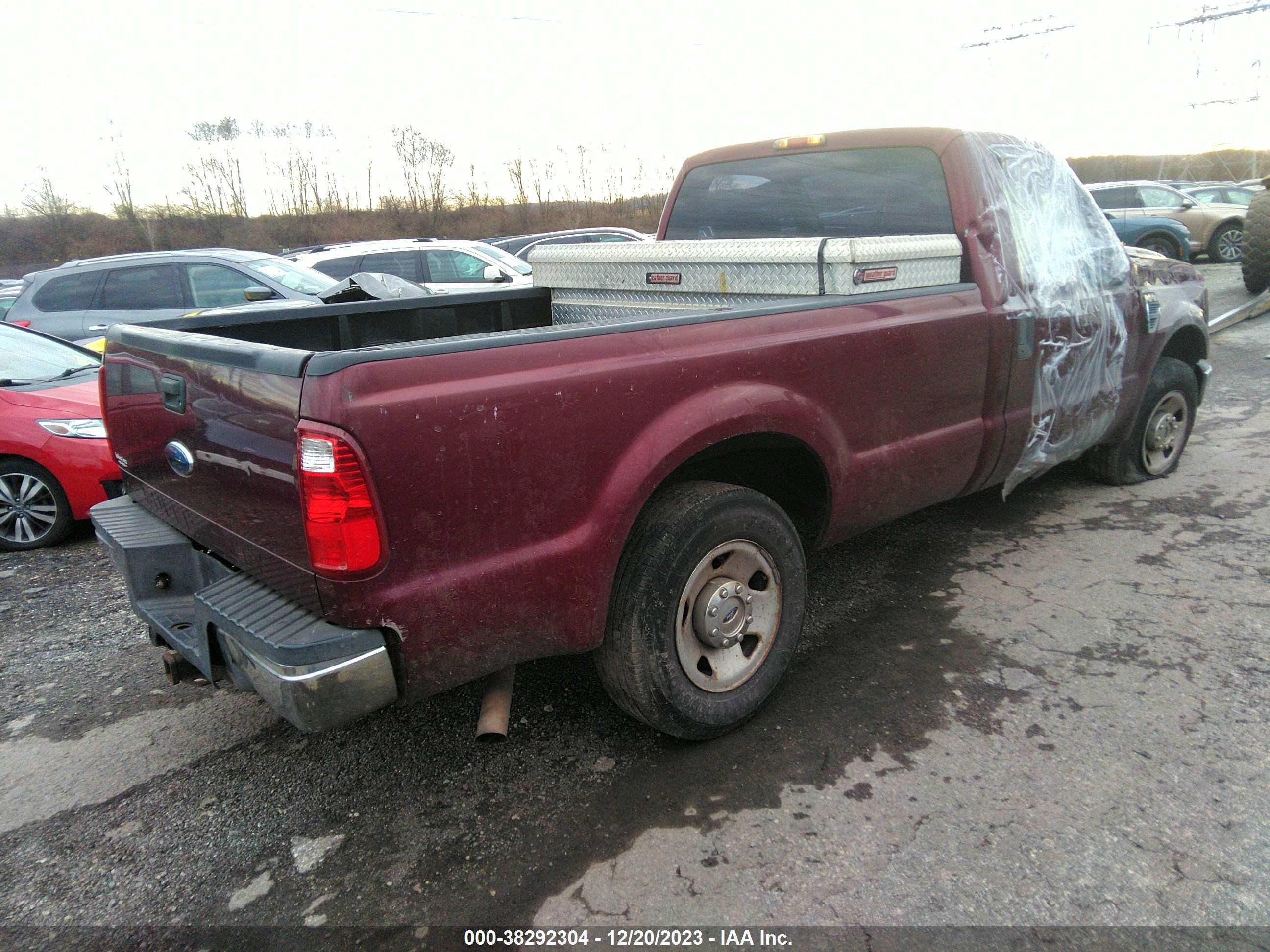 Photo 3 VIN: 1FTNF20508EC01813 - FORD F250 