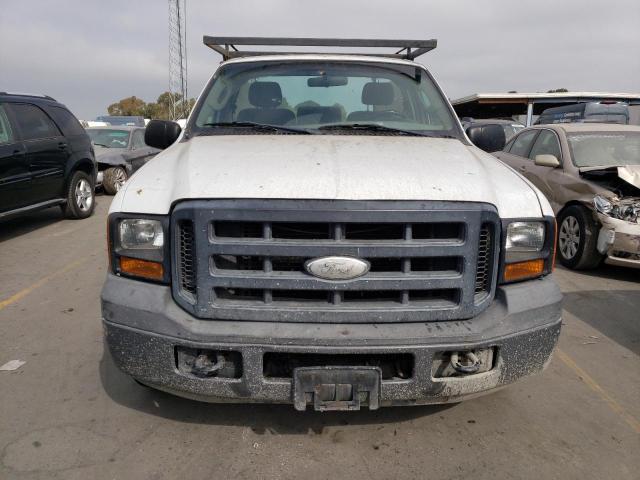 Photo 4 VIN: 1FTNF20517EA30326 - FORD F250 