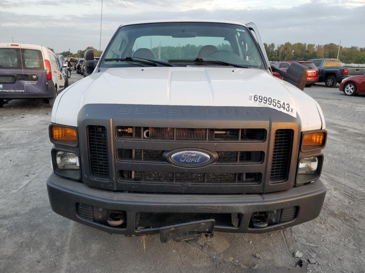 Photo 4 VIN: 1FTNF20528EA52305 - FORD F250 