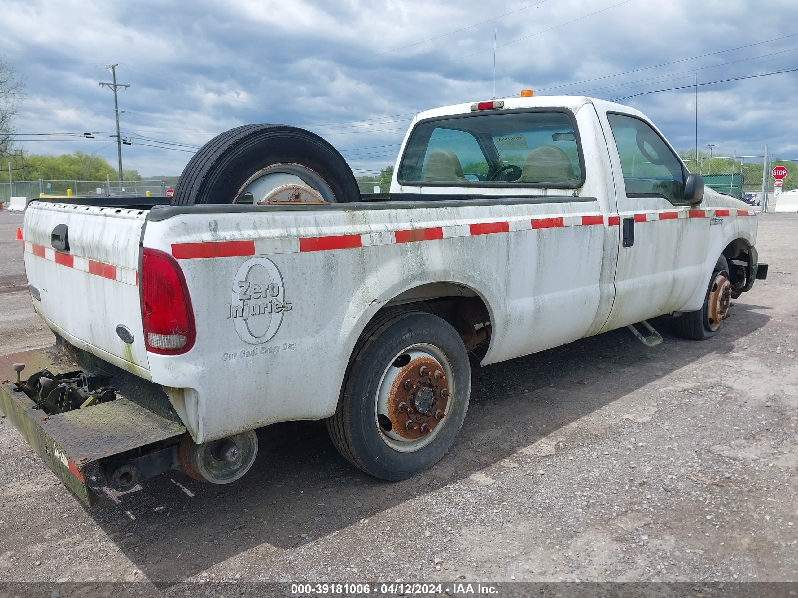 Photo 3 VIN: 1FTNF20545EB82422 - FORD F250 