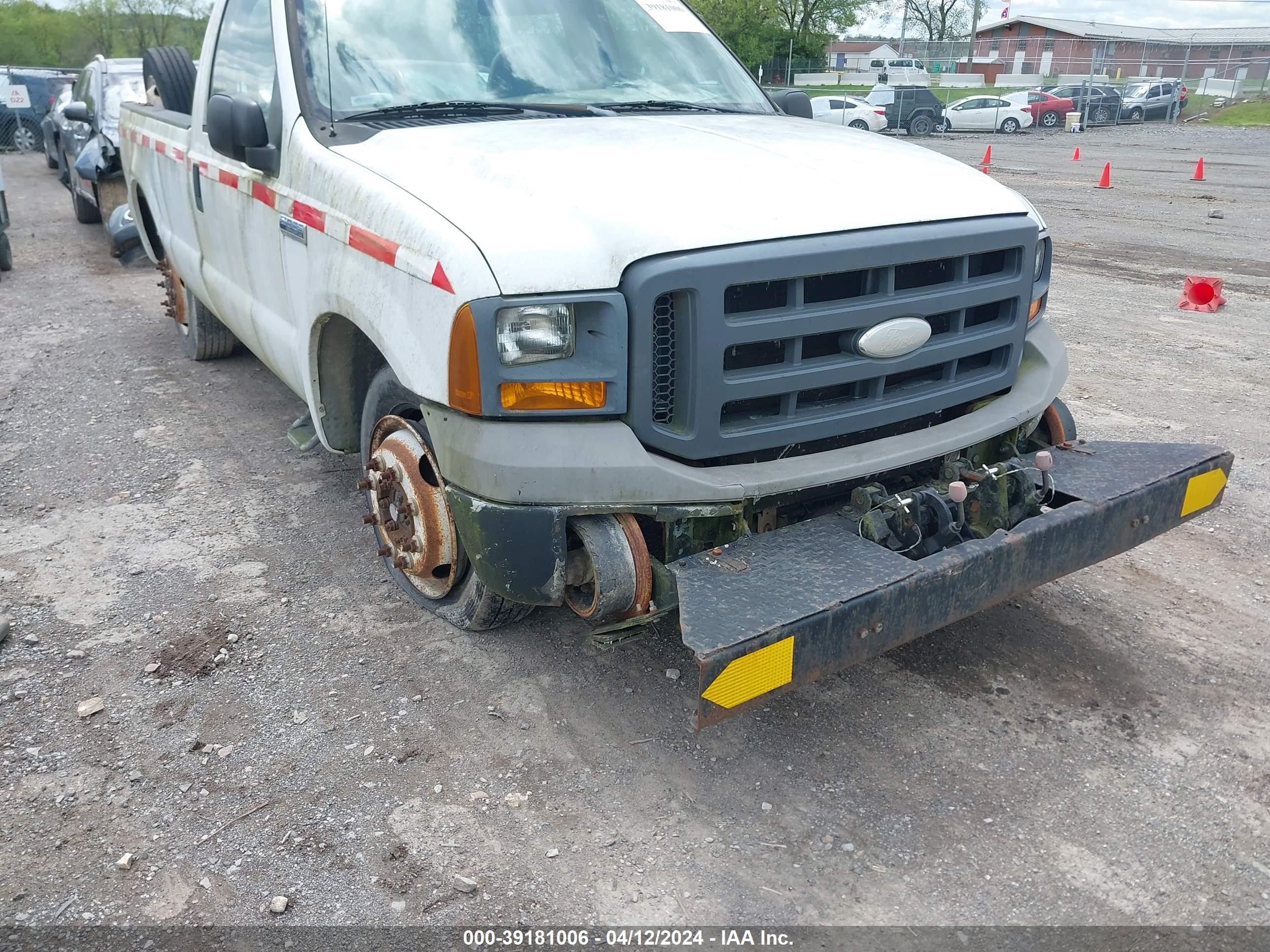 Photo 5 VIN: 1FTNF20545EB82422 - FORD F250 