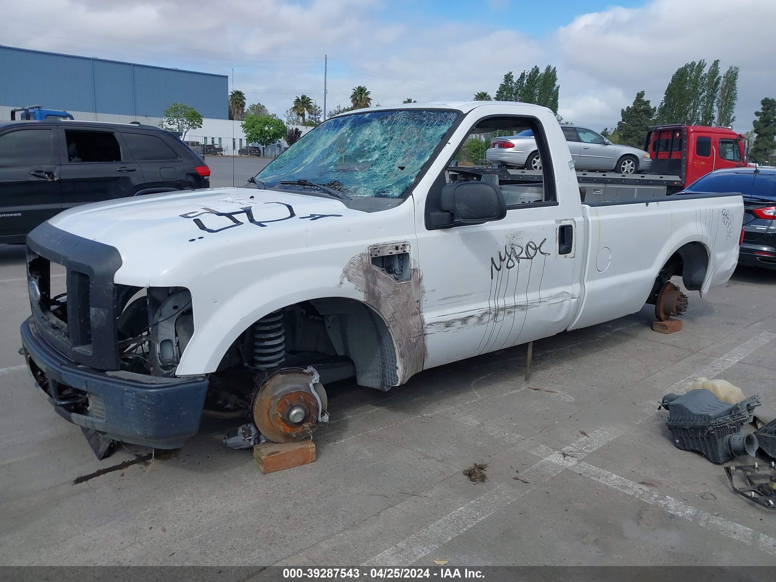 Photo 1 VIN: 1FTNF20568EB16250 - FORD F250 