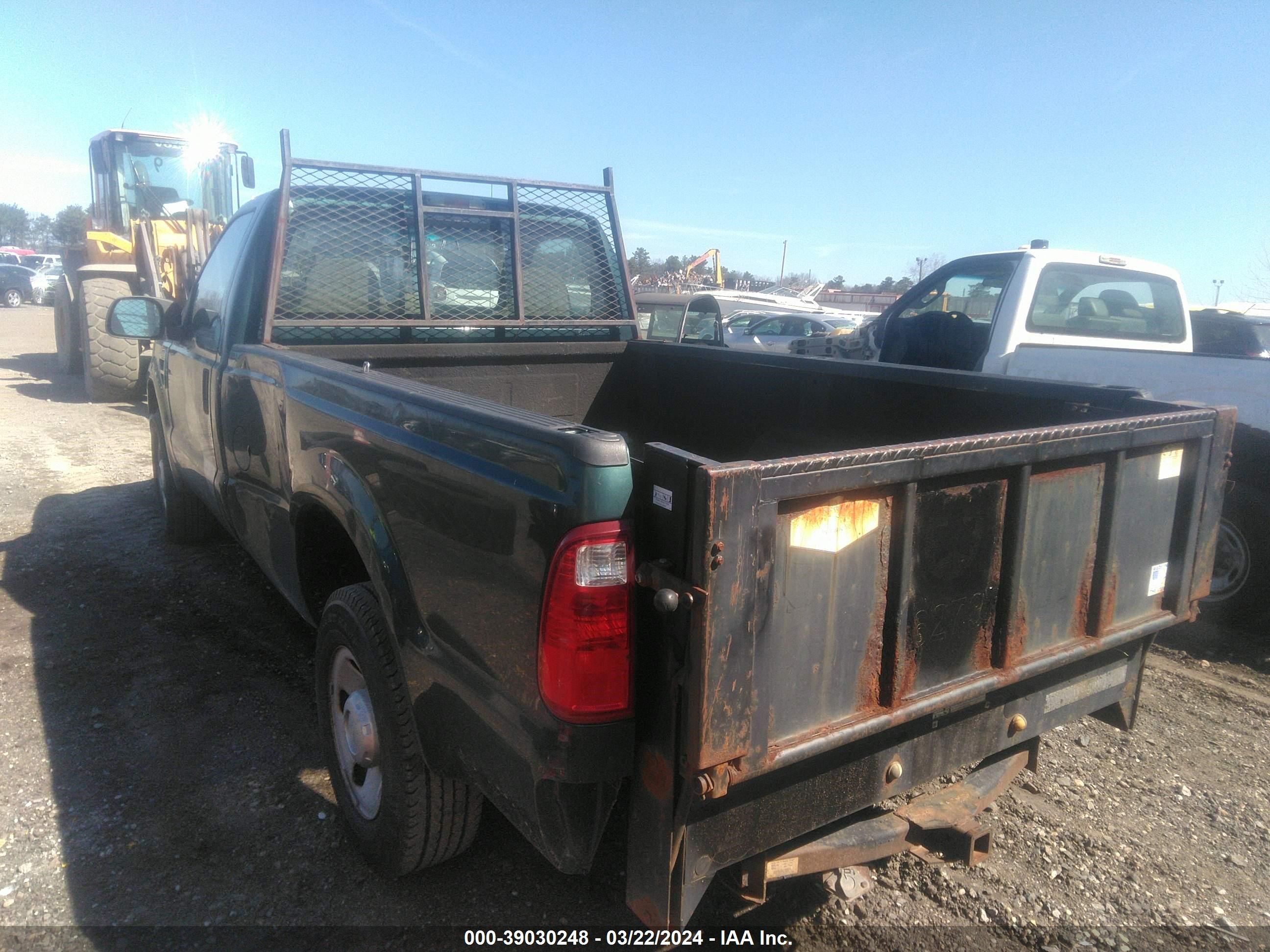 Photo 2 VIN: 1FTNF20578EE35544 - FORD F250 