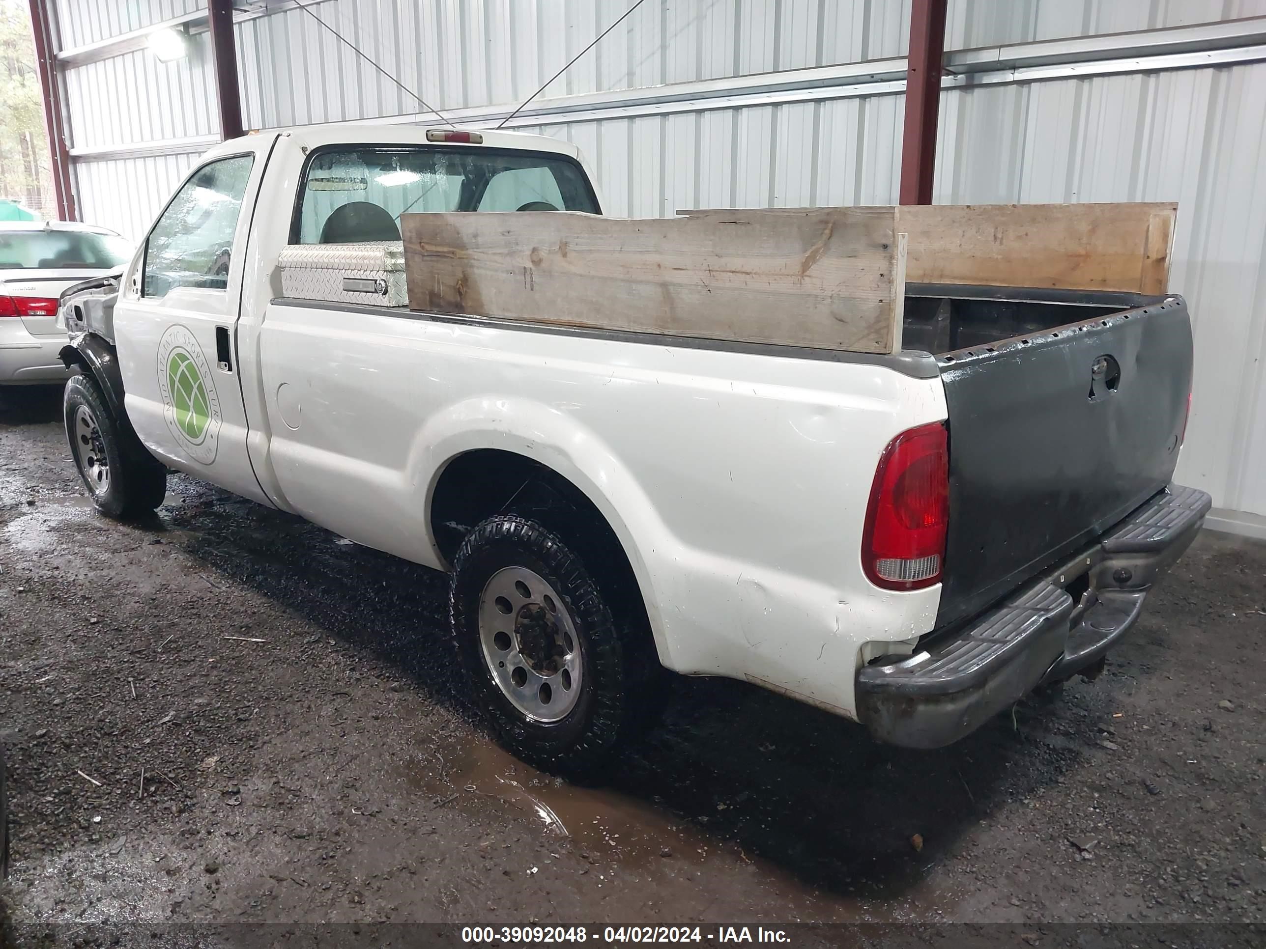 Photo 2 VIN: 1FTNF20585EC38961 - FORD F250 