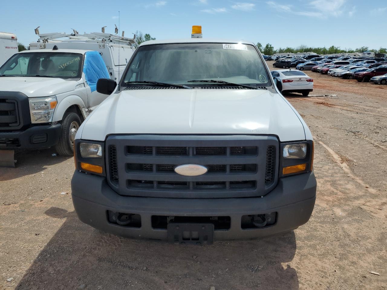 Photo 4 VIN: 1FTNF205X6EC09110 - FORD F250 