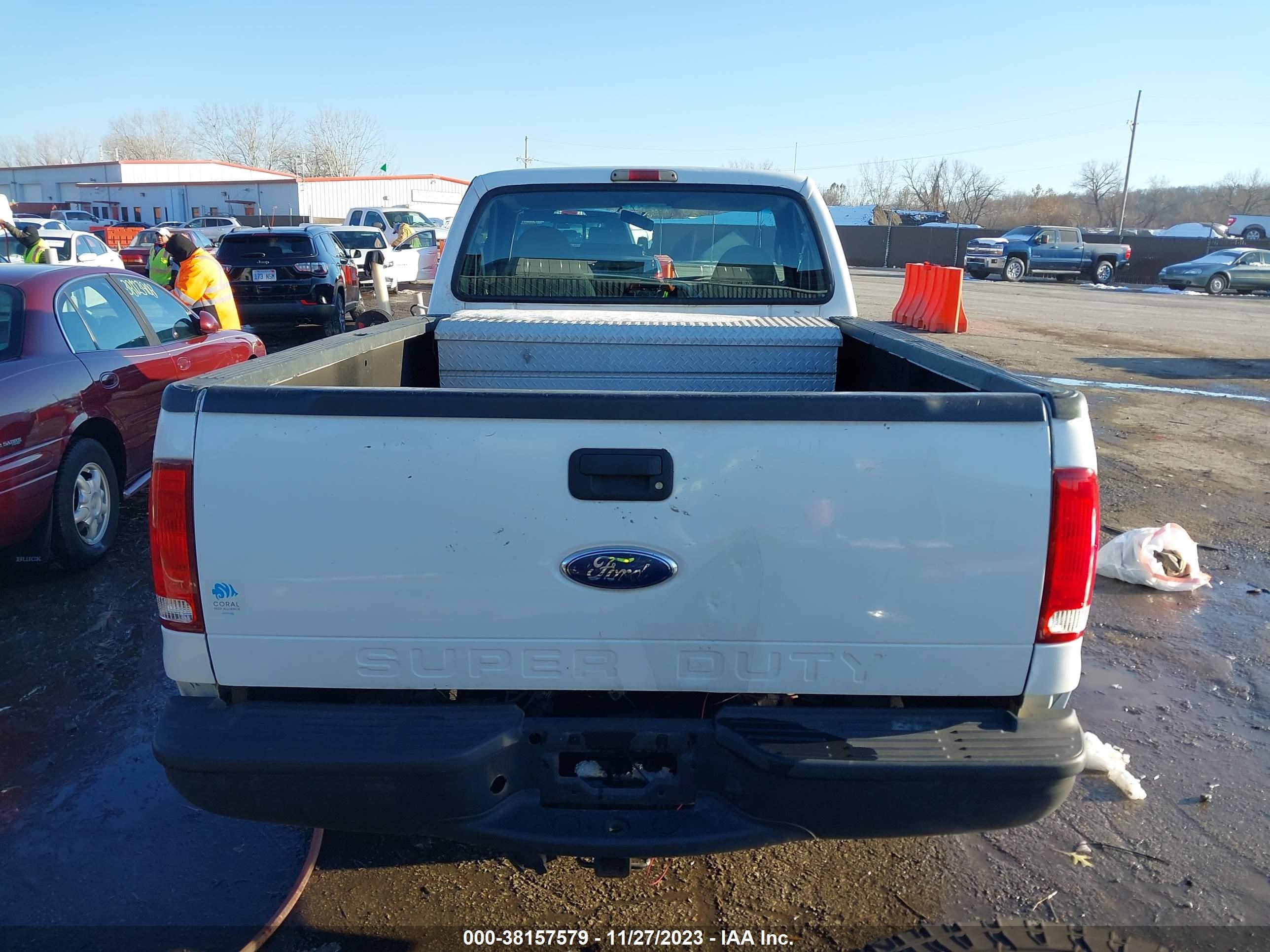 Photo 15 VIN: 1FTNF20F8YEB10880 - FORD F250 