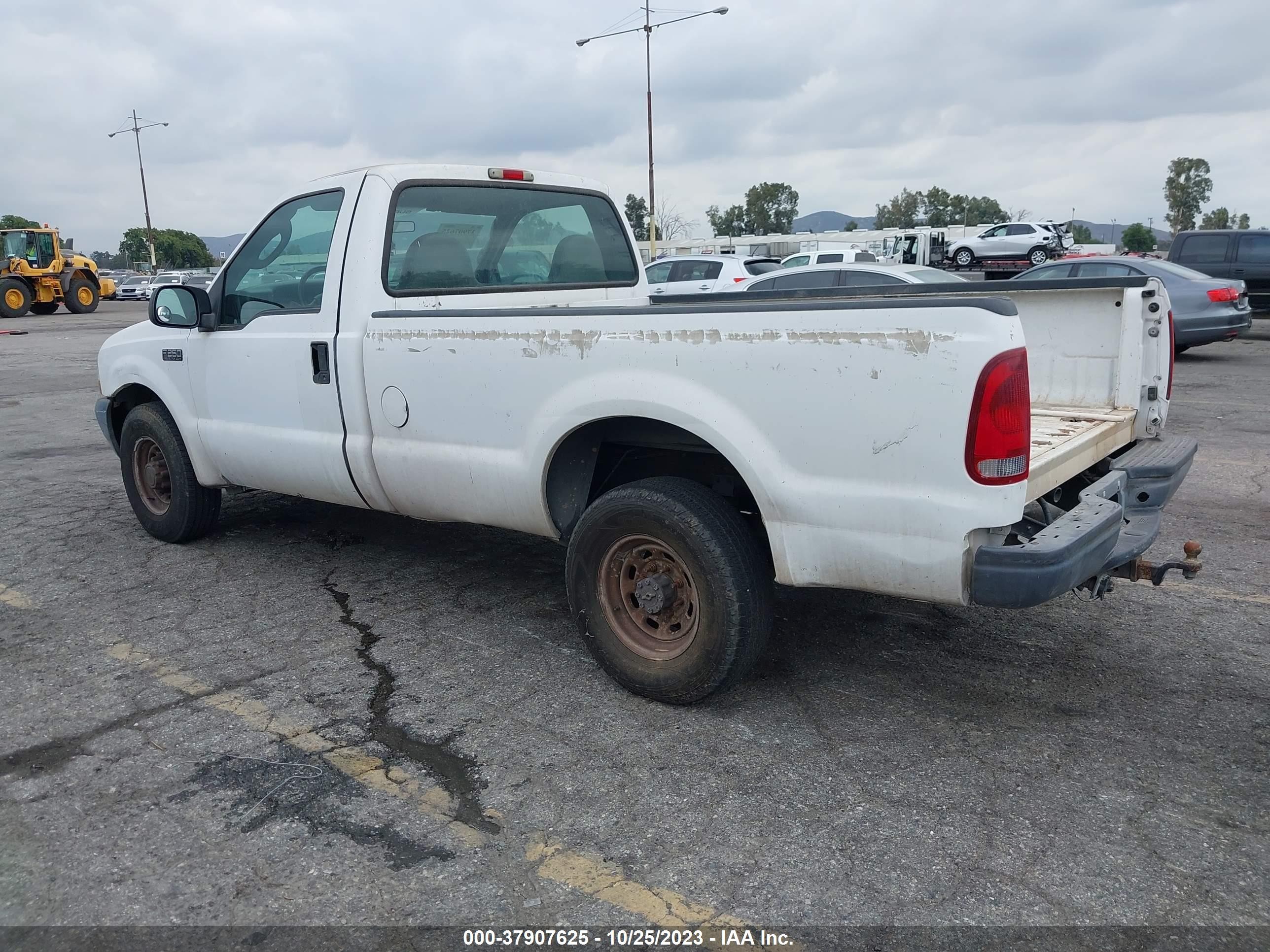 Photo 2 VIN: 1FTNF20L14EB89003 - FORD F250 