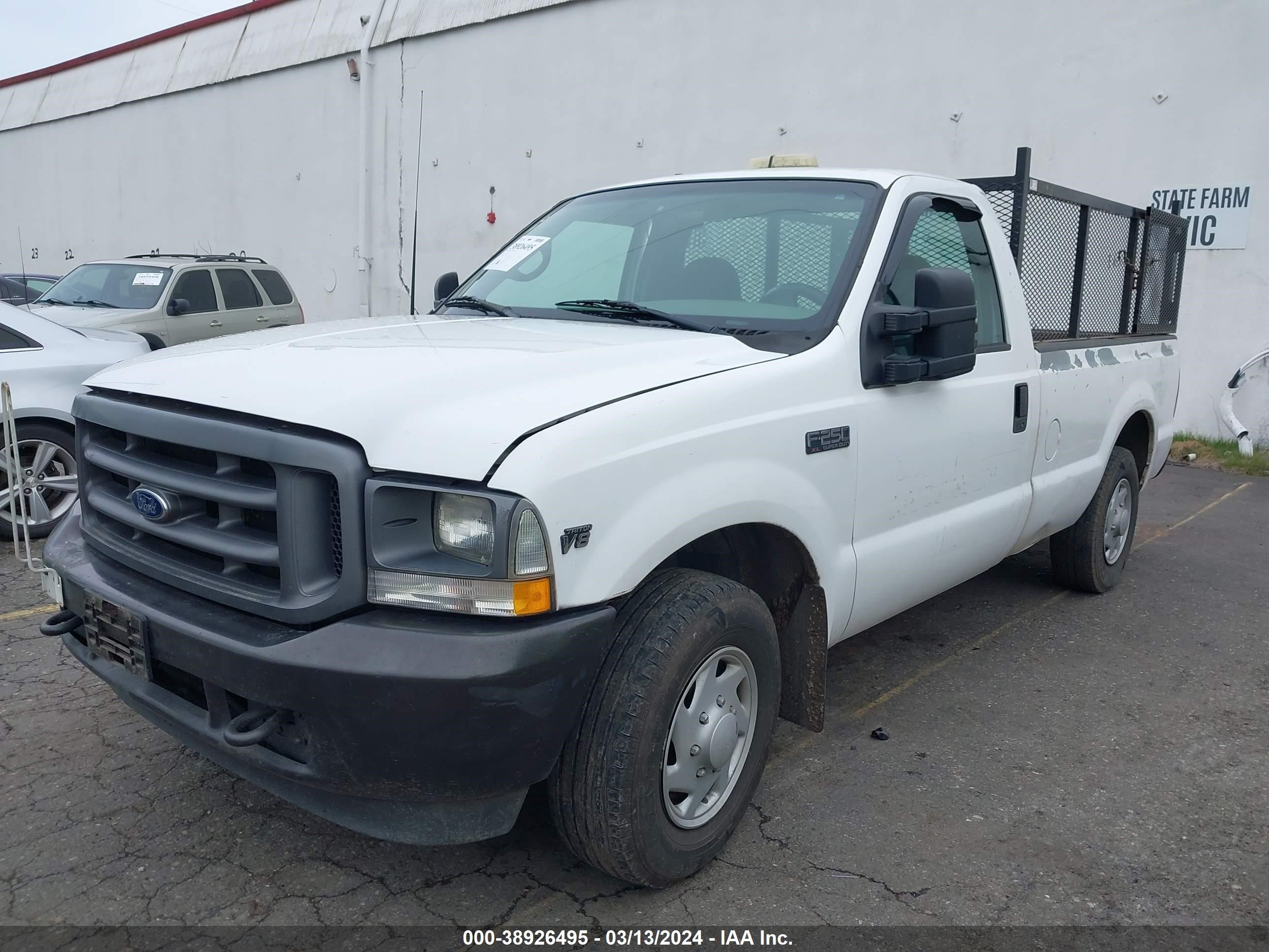 Photo 1 VIN: 1FTNF20L22ED30691 - FORD F250 