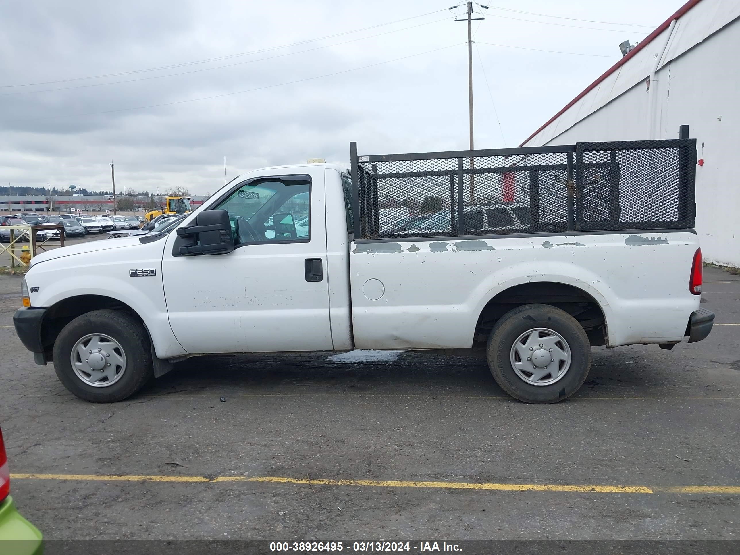 Photo 13 VIN: 1FTNF20L22ED30691 - FORD F250 