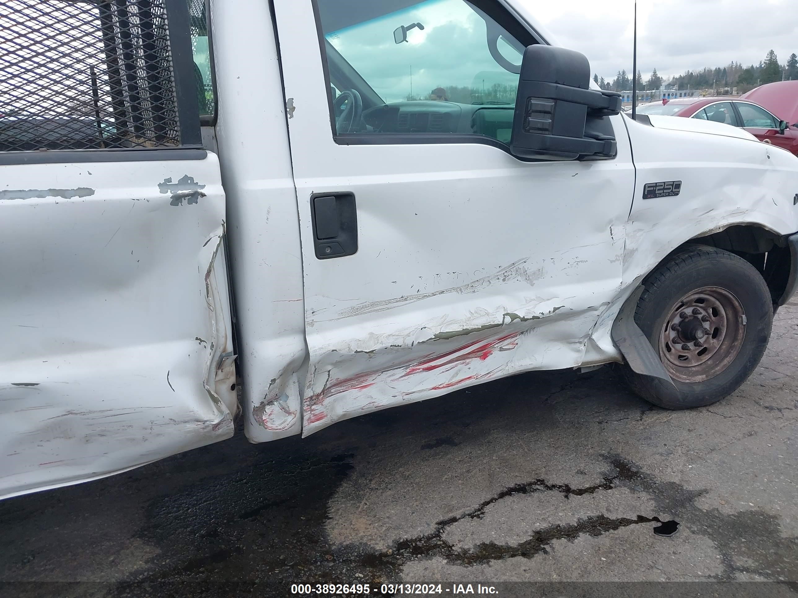 Photo 5 VIN: 1FTNF20L22ED30691 - FORD F250 