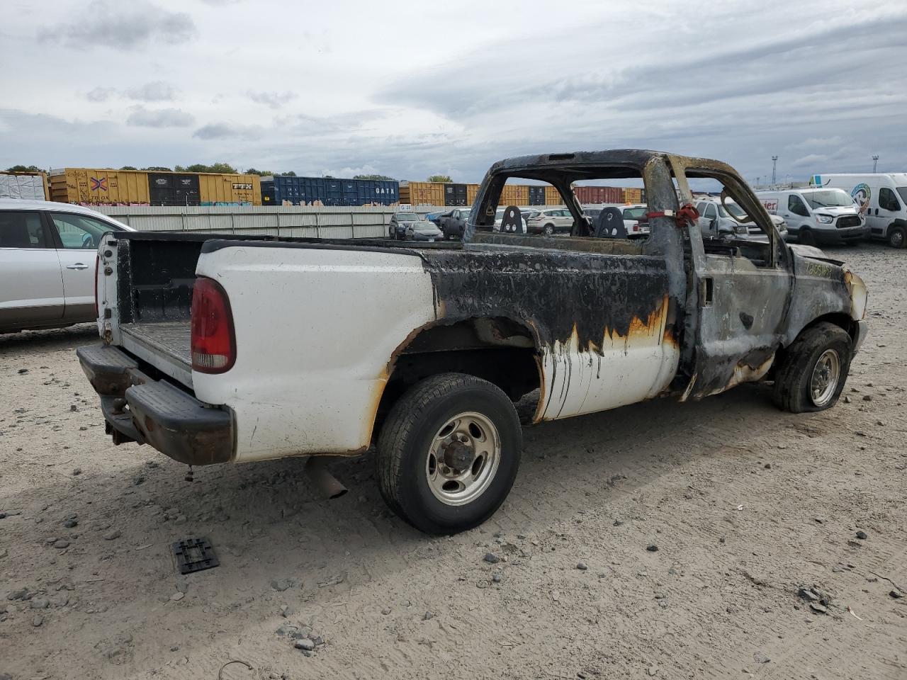 Photo 2 VIN: 1FTNF20L34EC65238 - FORD F250 