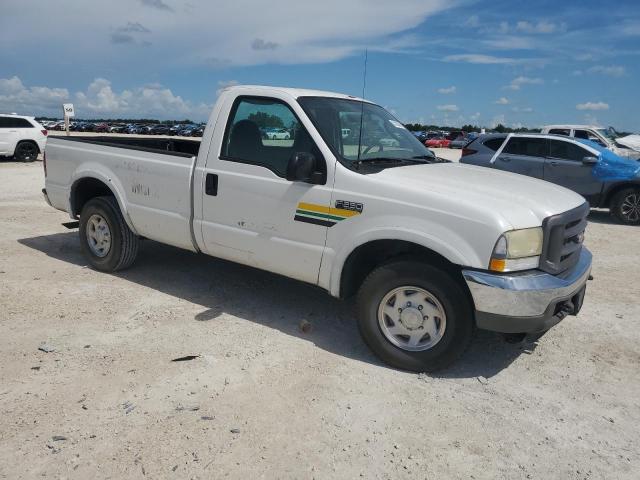 Photo 3 VIN: 1FTNF20L73EA83850 - FORD F250 