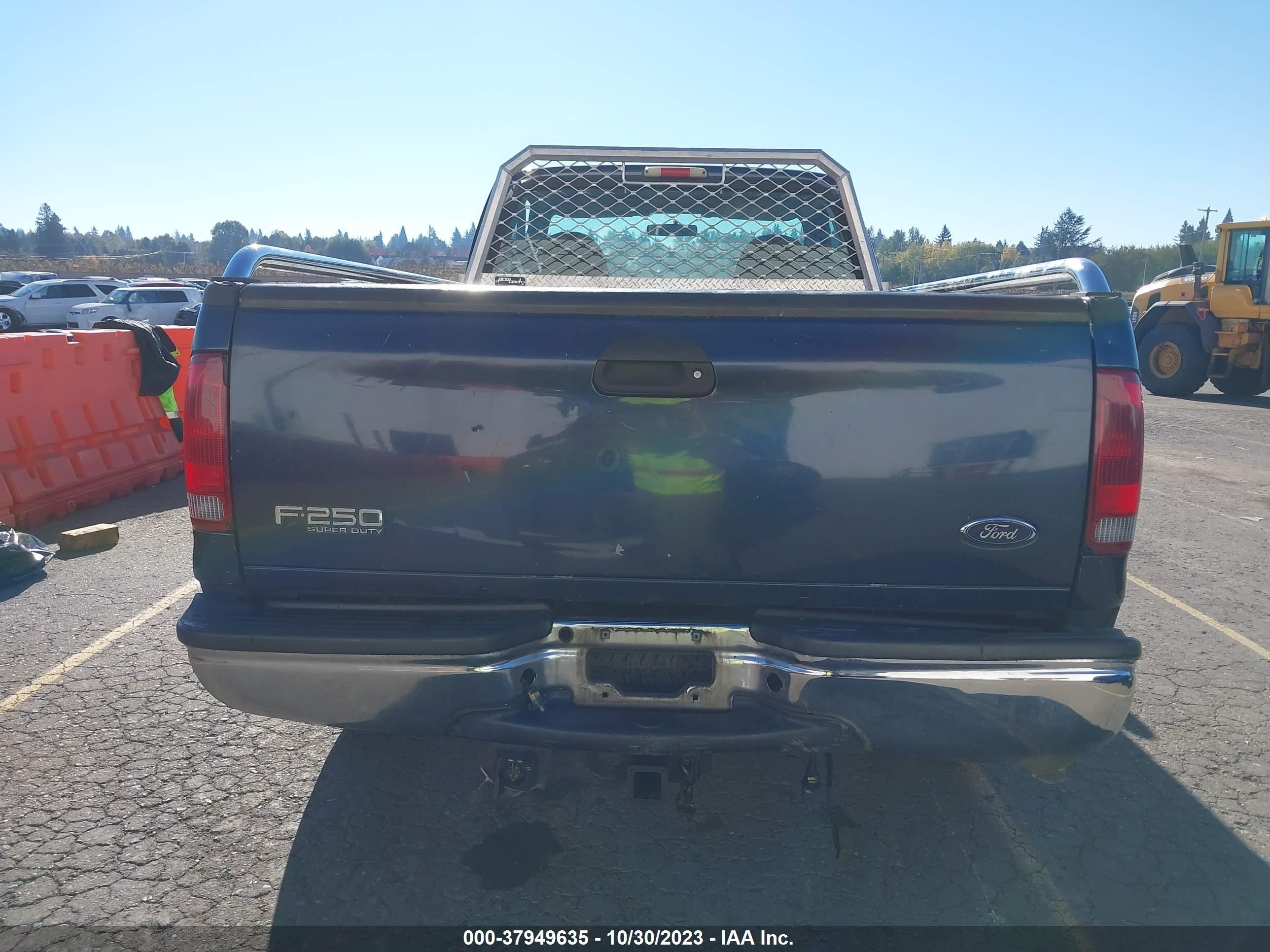 Photo 15 VIN: 1FTNF20L82ED14138 - FORD F250 